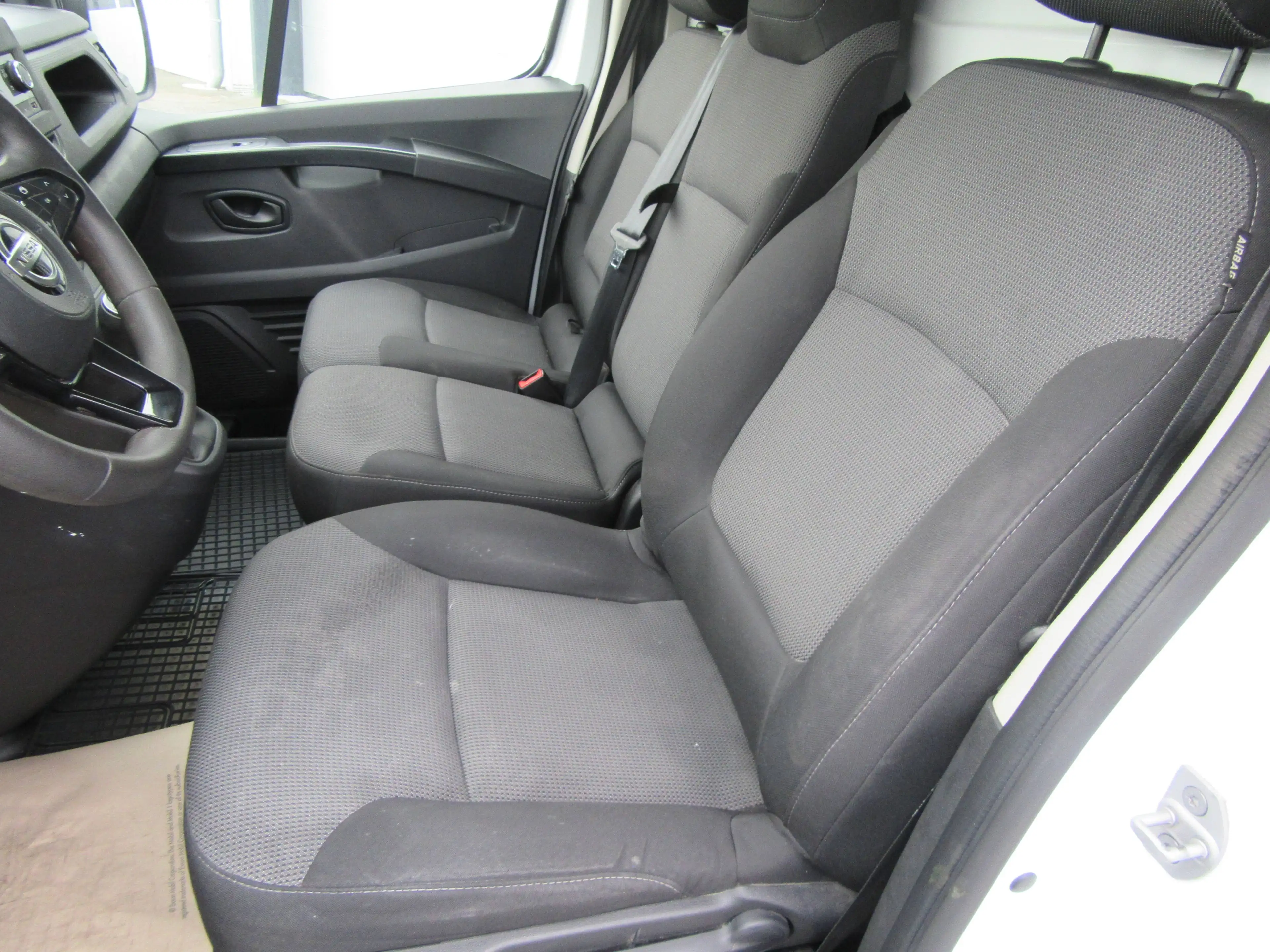 Nissan Primastar Kastenwagen L1H1 2,8t dCi 110 Acenta — photo 10