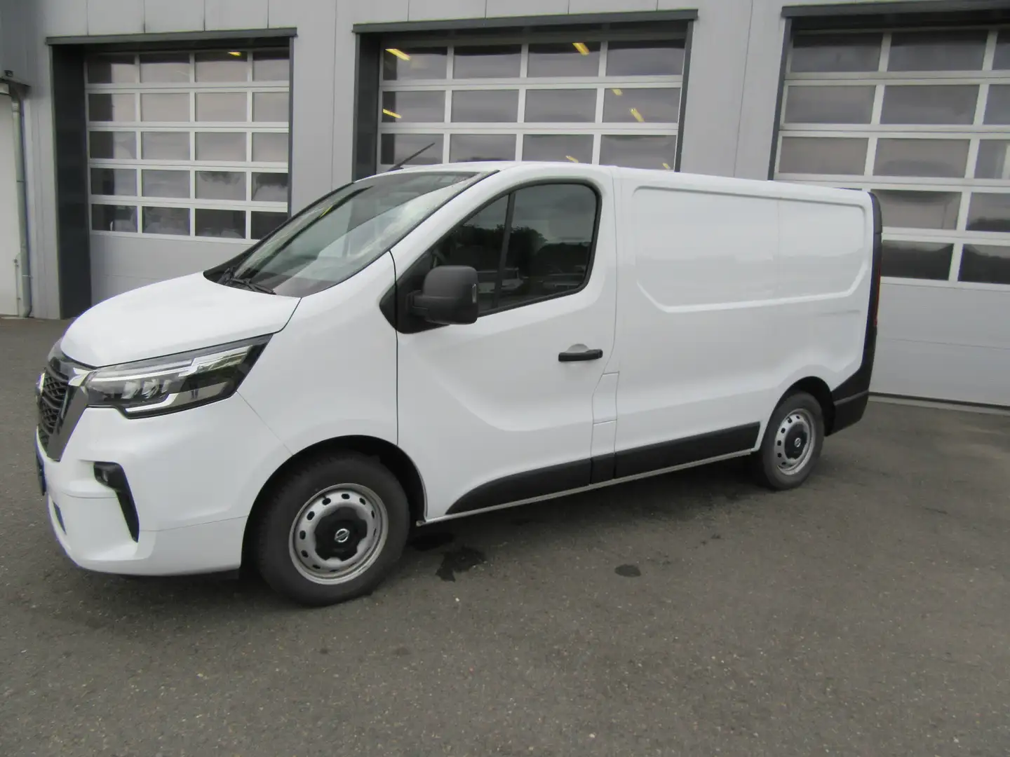 Nissan Primastar Kastenwagen L1H1 2,8t dCi 110 Acenta Weiß - 2