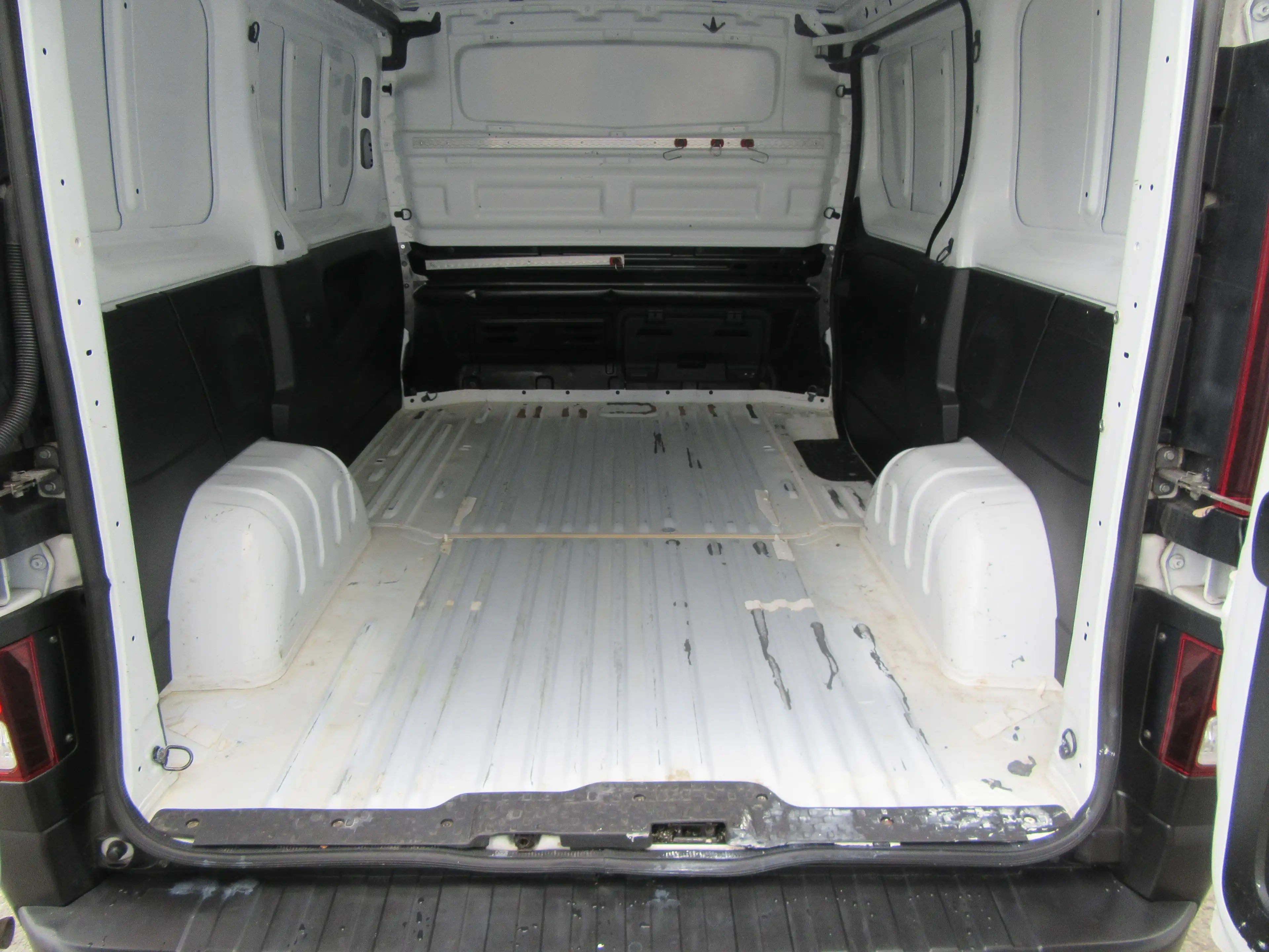 Nissan Primastar Kastenwagen L1H1 2,8t dCi 110 Acenta — photo 13
