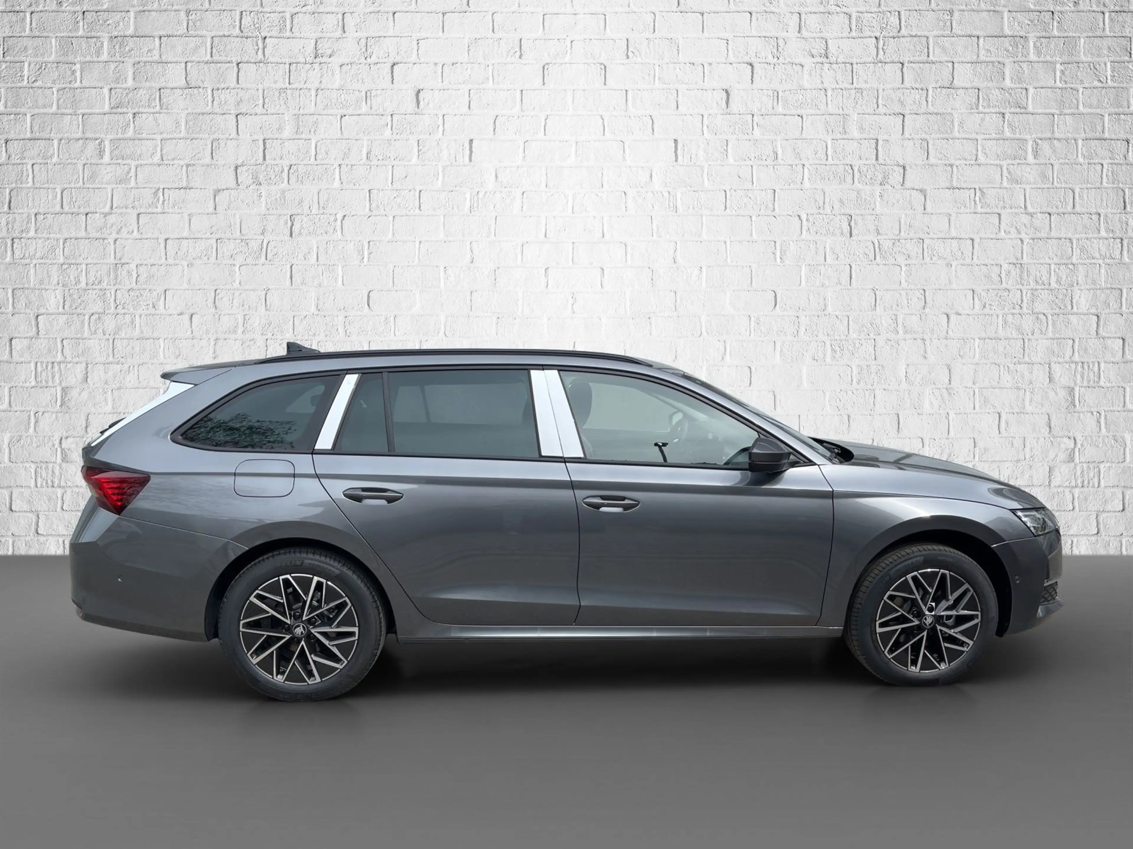 Skoda Octavia Combi 2.0 TDI DSG Automatik - Balance — photo 6