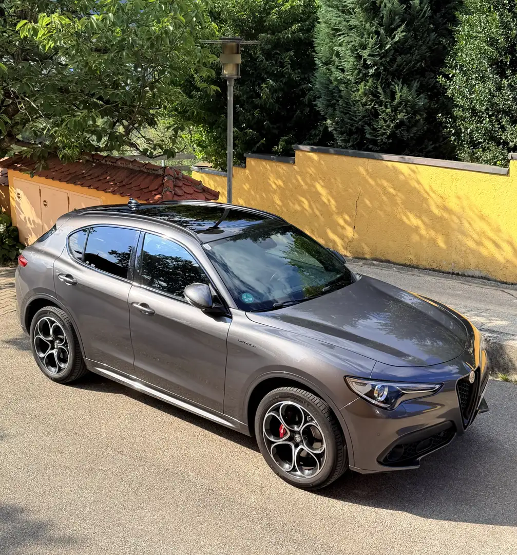 Alfa Romeo Stelvio Veloce 2.2 Q4 Diesel | PANO | AHK | 8 Reifen - 1