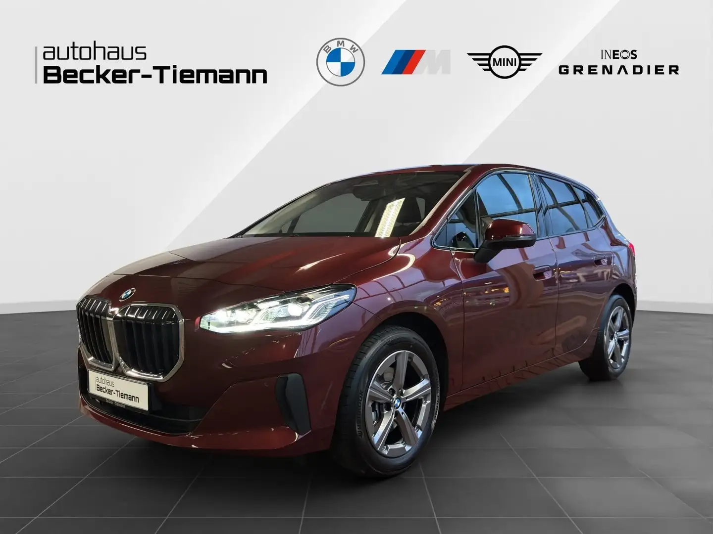 BMW 220 i Active Tourer | Komfortzg | AHK | LED | Lenkradh Rot - 1