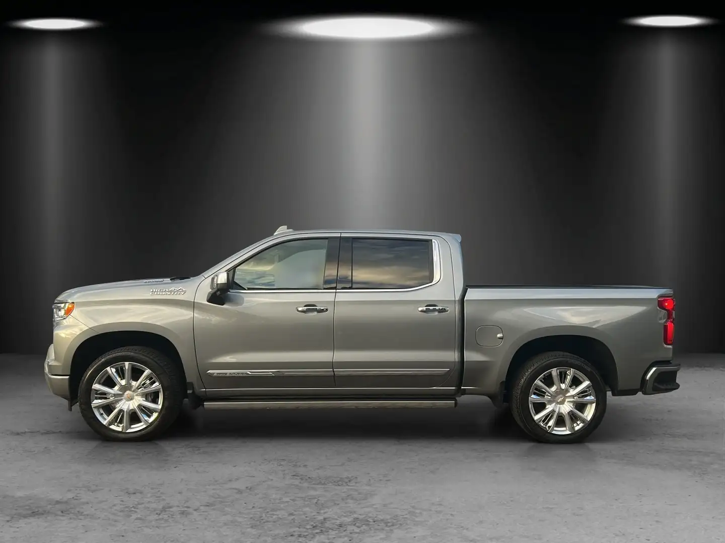 Chevrolet Silverado High Country Duramax/AHK 3500 KG/SHD Gris - 2