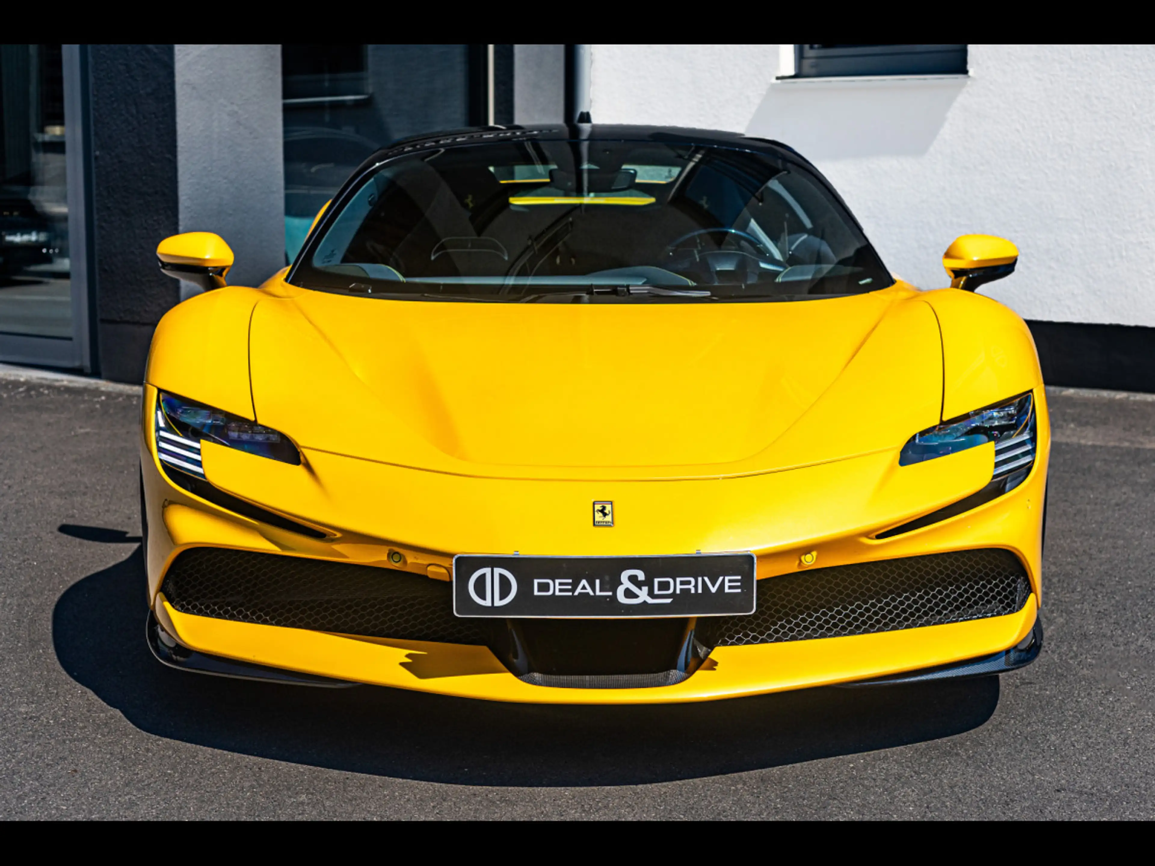Ferrari SF90 Stradale STRADALE°CARBON BLUE°GIALLO 3 STRATO°LIFT°KAM°JBL — photo 5