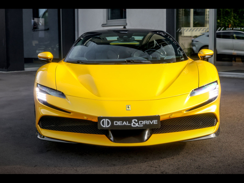Ferrari SF90 Stradale STRADALE°CARBON BLUE°GIALLO 3 STRATO°LIFT°KAM°JBL — photo 5