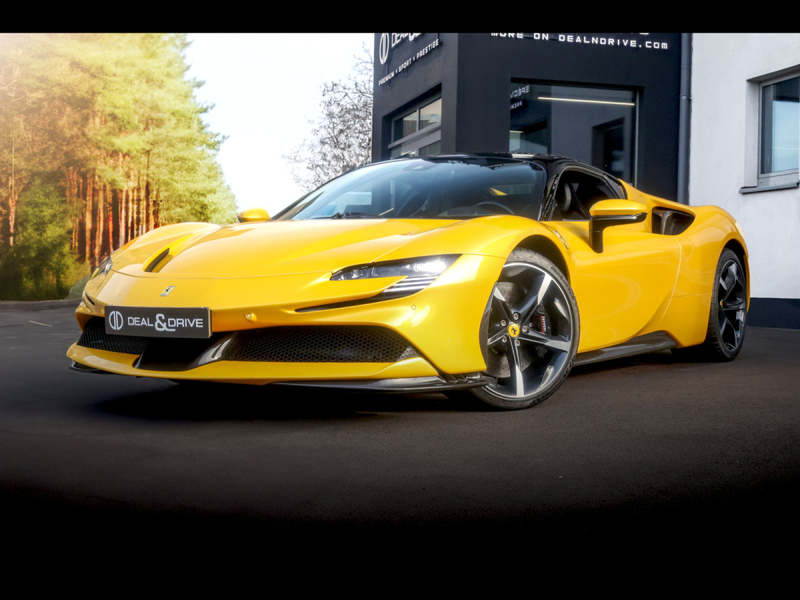 Ferrari SF90 Stradale STRADALE°CARBON BLUE°GIALLO 3 STRATO°LIFT°KAM°JBL