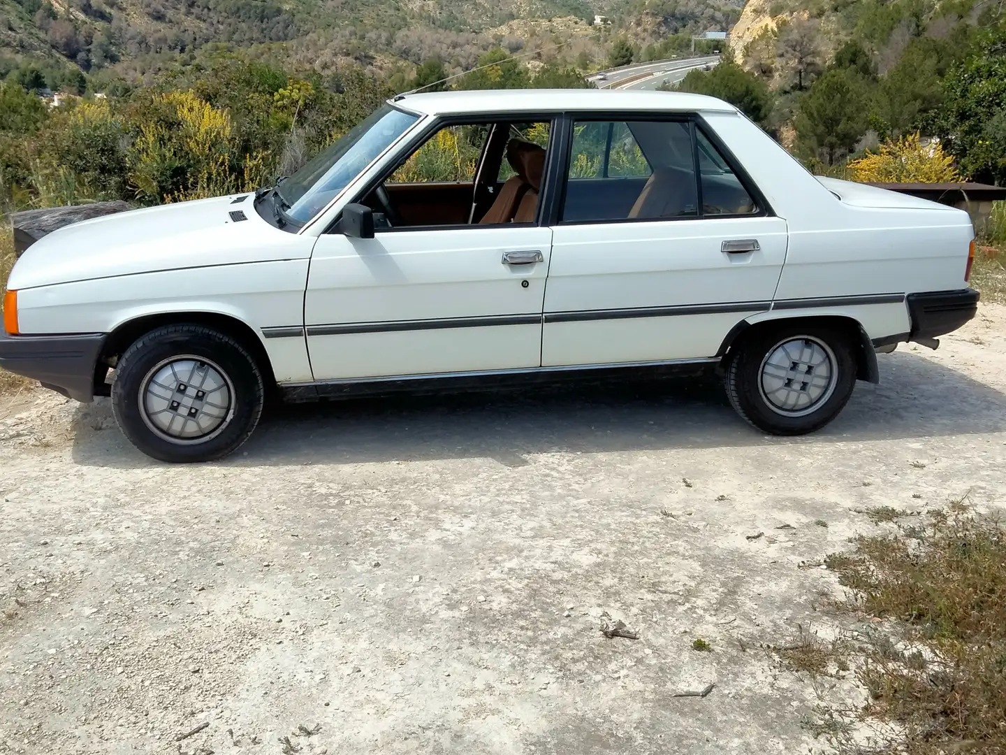 Renault R 9 R9 1.4 TSE 72 TSE Blanc - 2