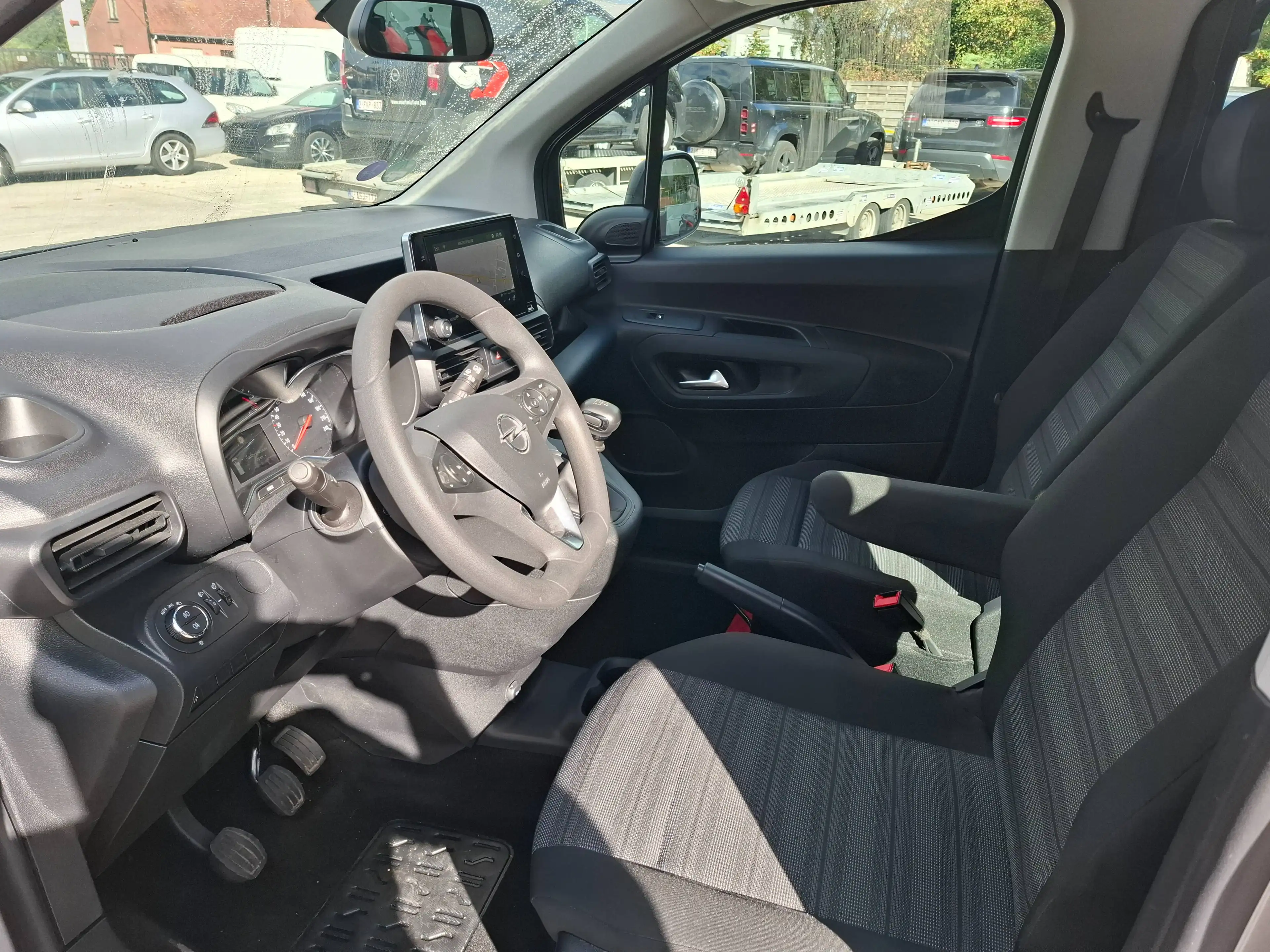 Opel Combo Life Combo Life 1.2 T L1H1 Edition Plus S/S — photo 11