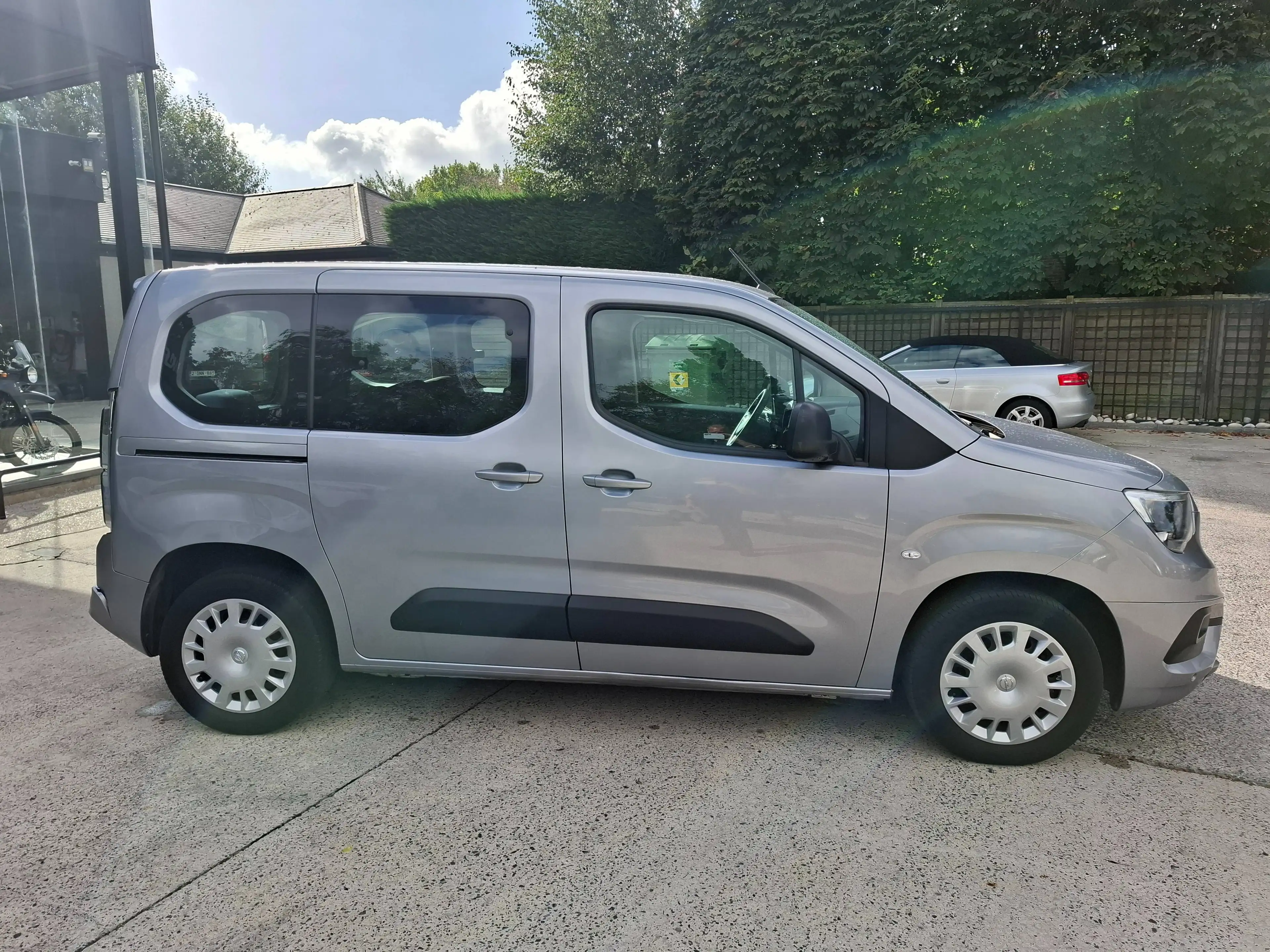 Opel Combo Life Combo Life 1.2 T L1H1 Edition Plus S/S — photo 8
