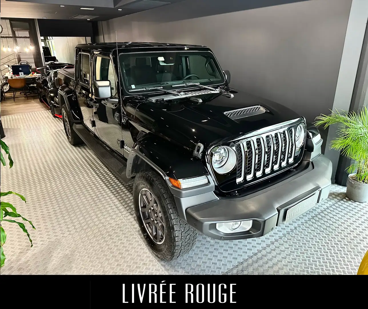 Jeep Gladiator Gladiator 3.0 V6 Overland 4wd auto Schwarz - 2