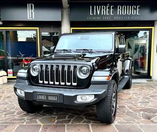 Gladiator 3.0 V6 Overland 4wd auto