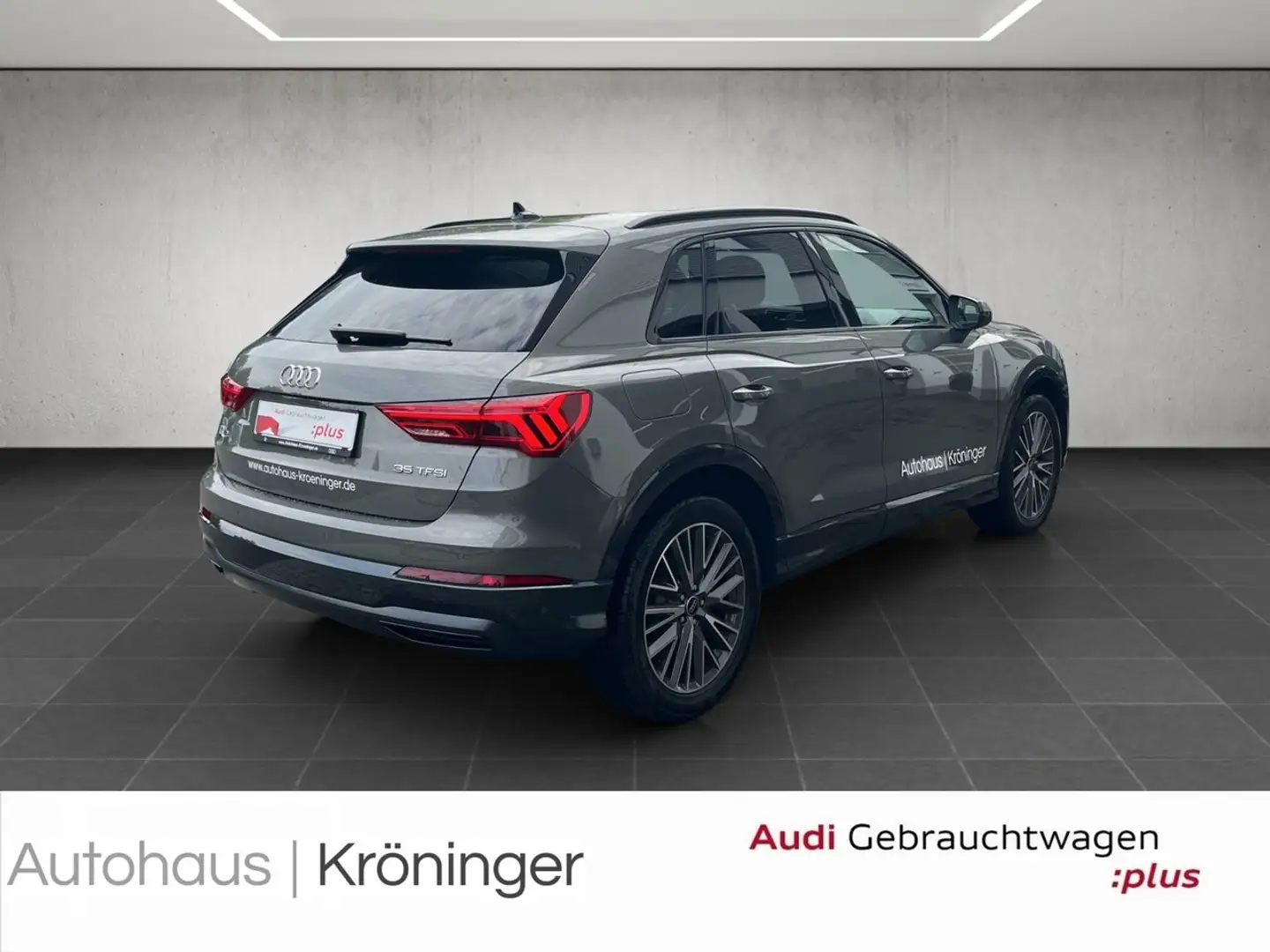 Audi Q3 35 TFSI advanced S Tronic EPH SHZ LED Šedá - 2