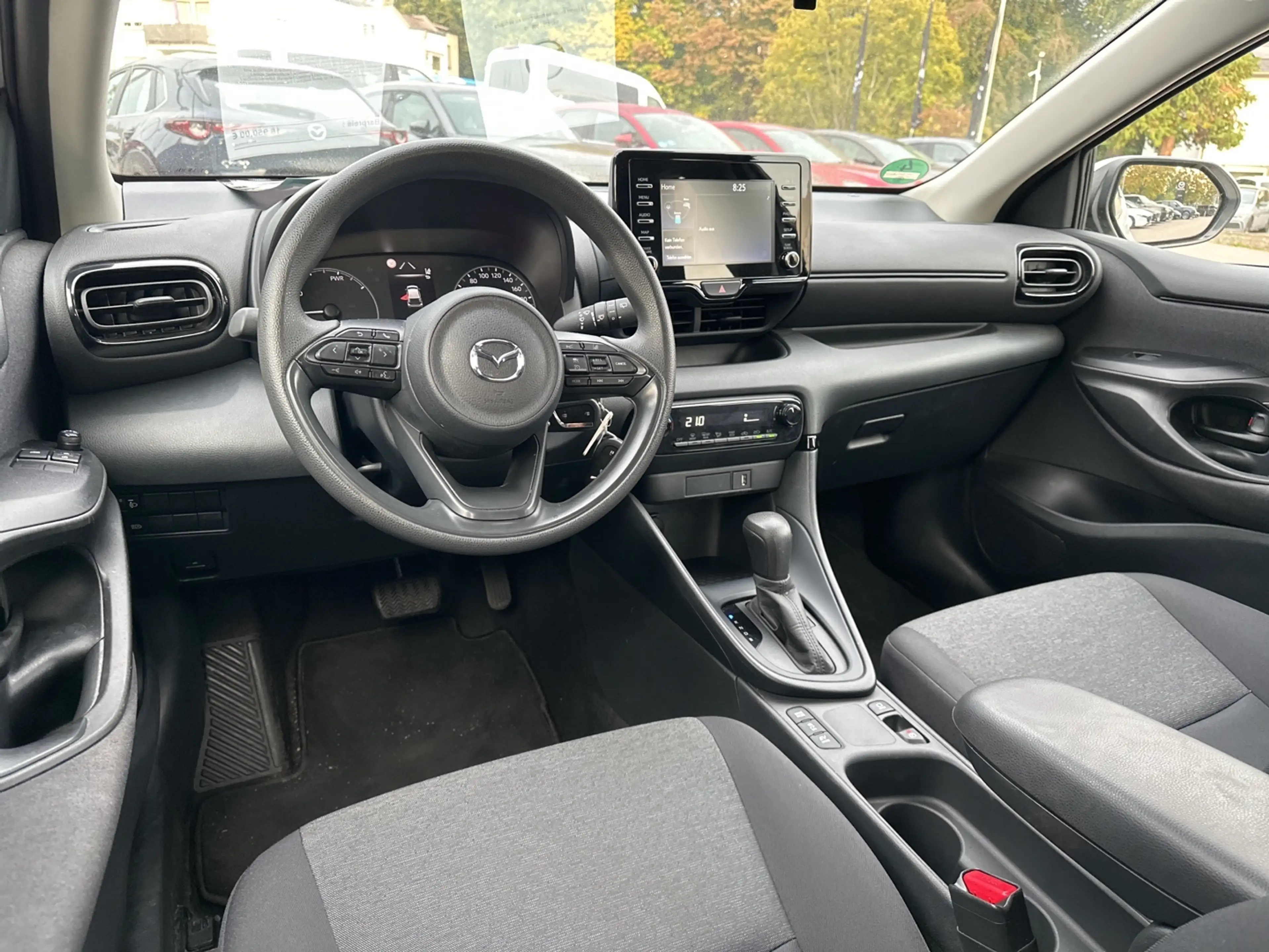 Mazda 2 Hybrid 1.5L VVT-i 116 PS AT FWD AL-PURE — photo 6