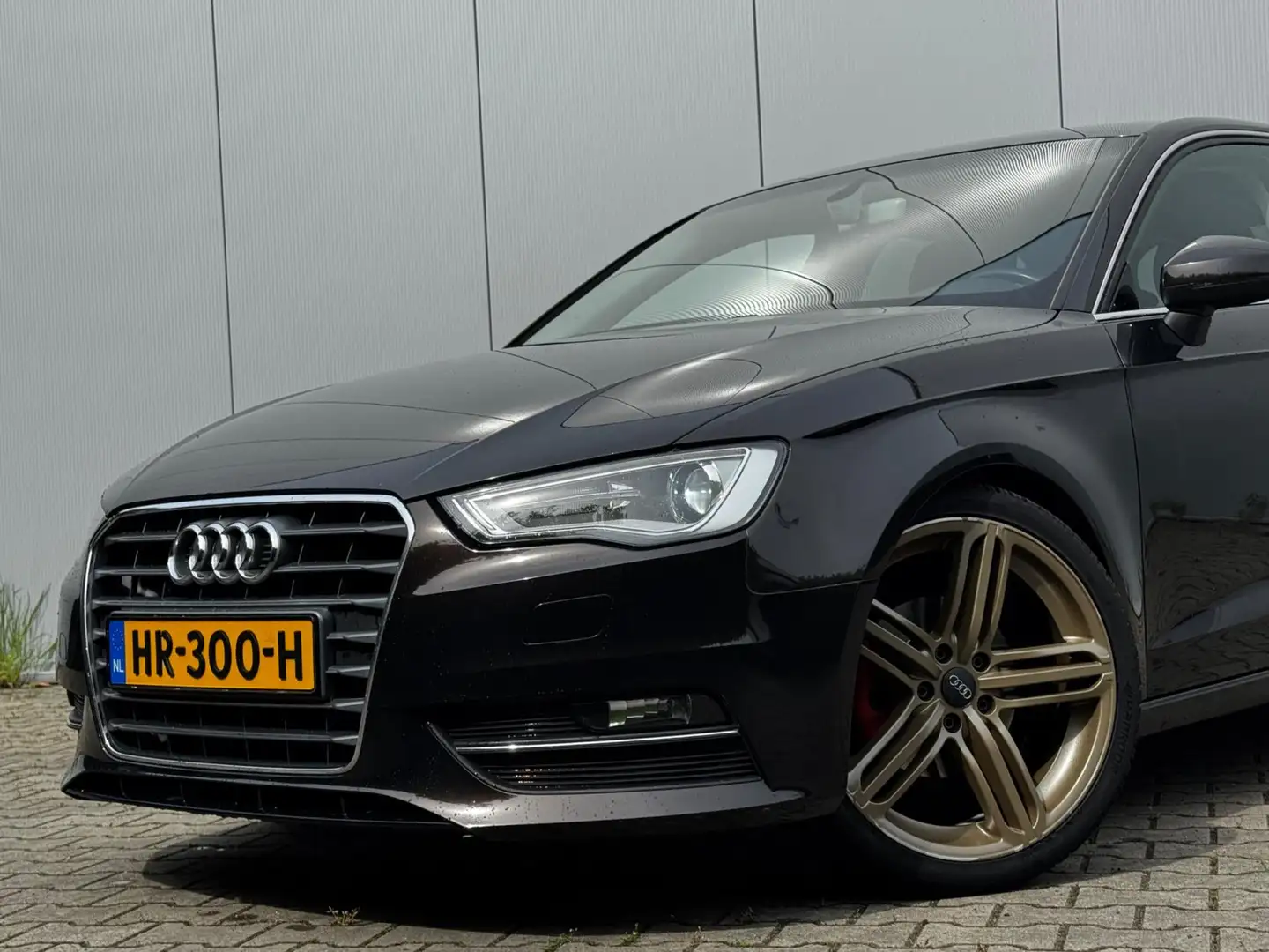 Audi A3 Sportback 1.2TFSI PRO LINE PLUS NWE DISTRIBUTIE XE Zwart - 2
