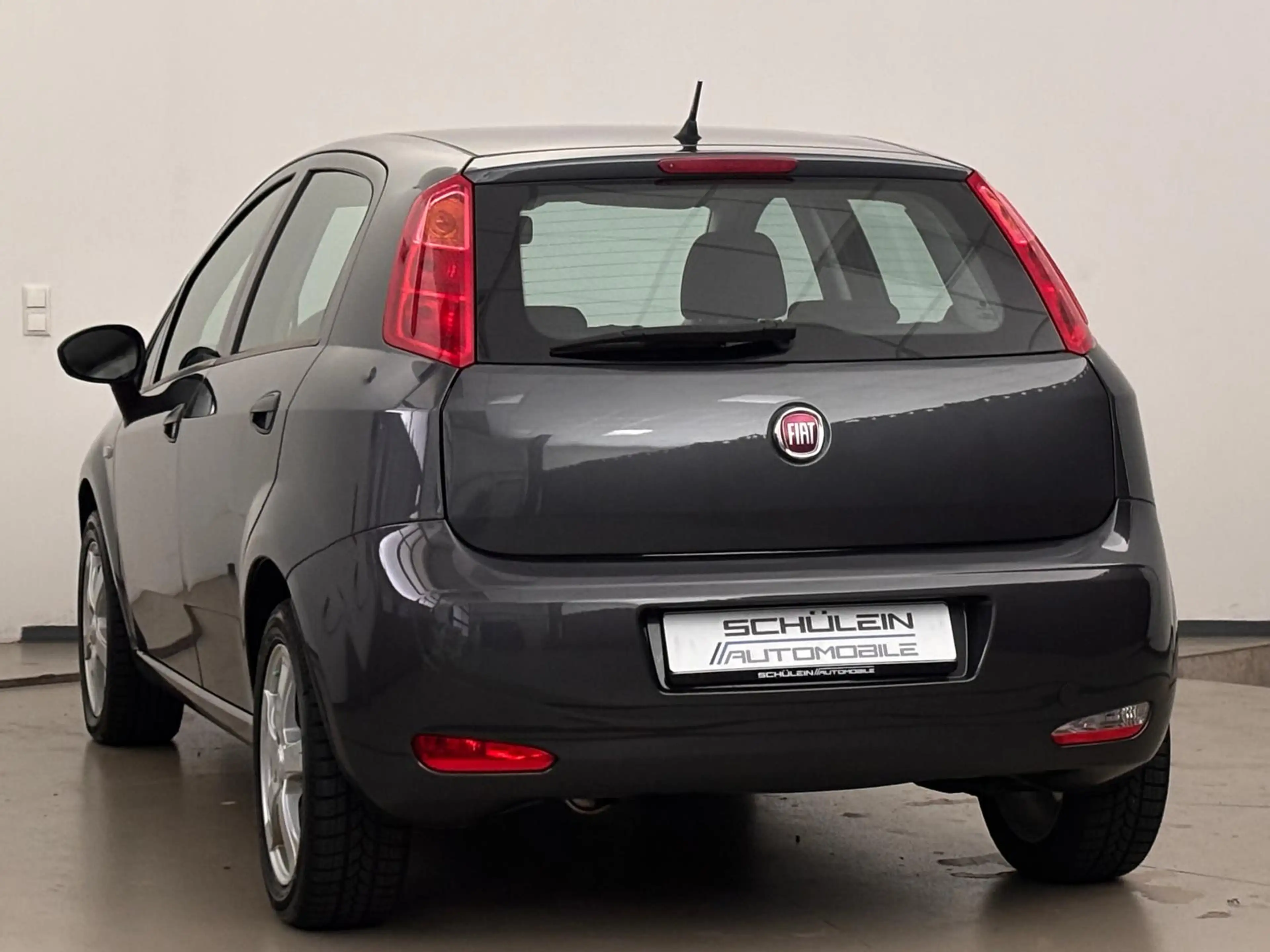 Fiat Punto *Klimaautomatik*BT*Alu* — photo 8