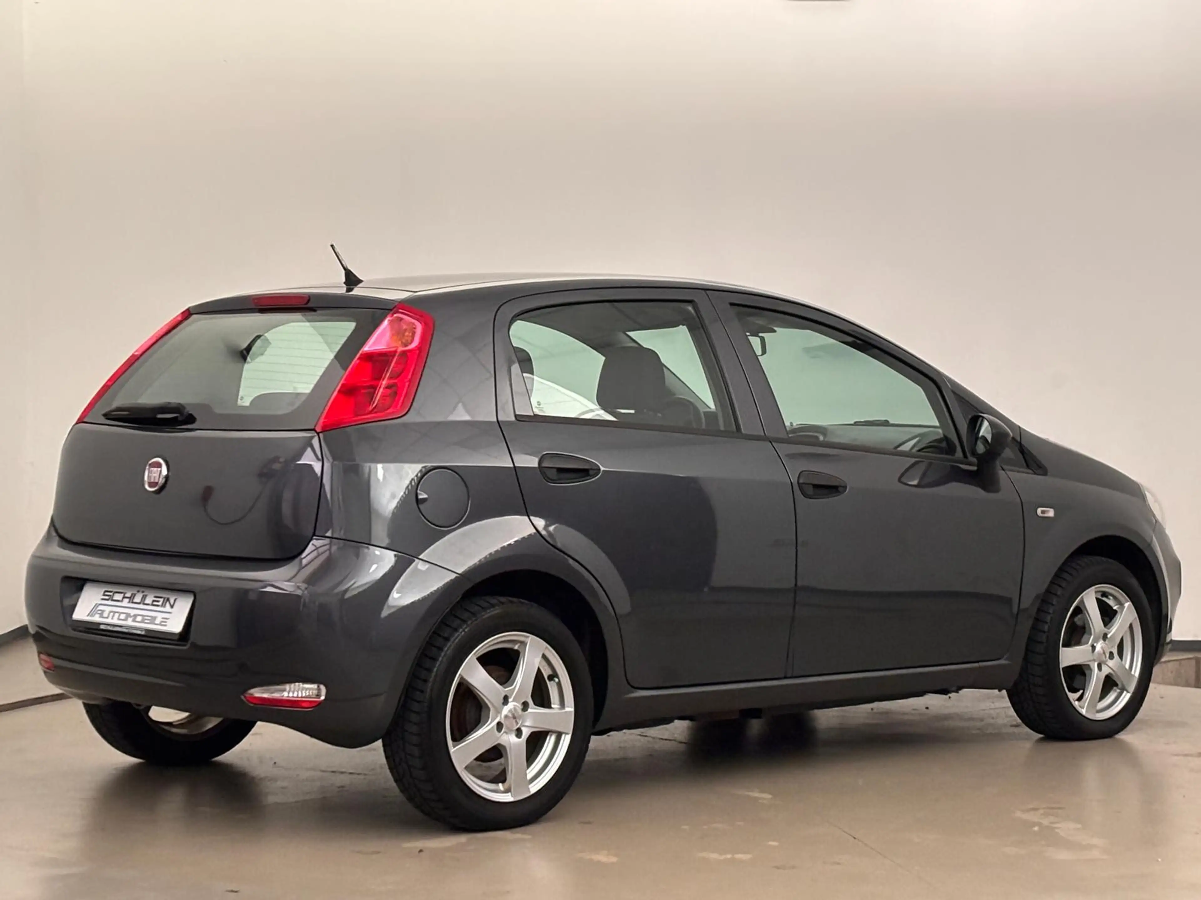 Fiat Punto *Klimaautomatik*BT*Alu* — photo 6