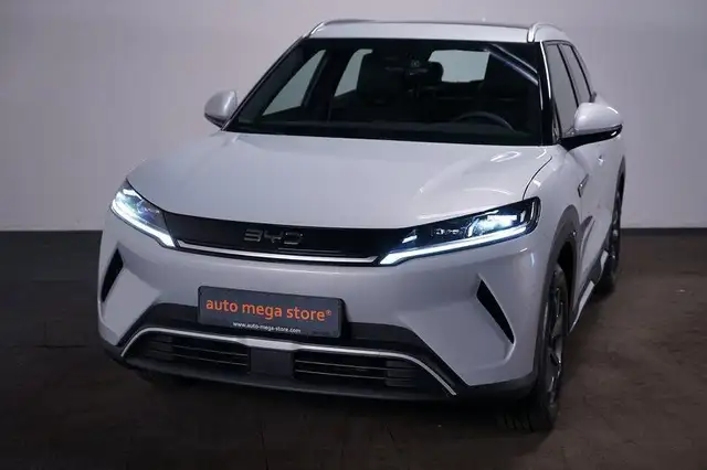 BYD Atto 2 Kamera/ACC/AUT/KeyLess/LED/Navi/Pano/RFK