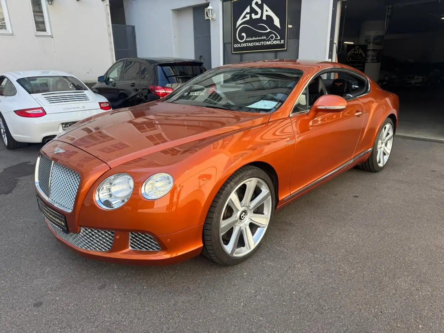 Bentley Continental GTC Arancione - 1