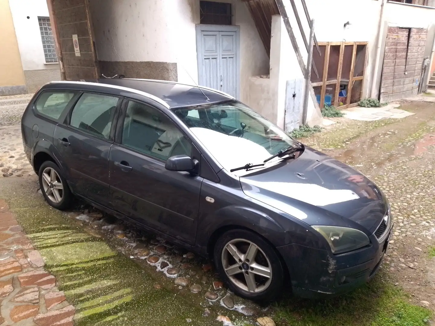 Ford Focus Style Wagon 1.6 tdci 110cv fap - 2