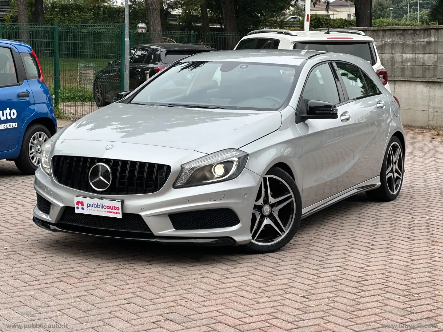 Mercedes-Benz A 180 A 180 CDI BlueEFFICIENCY Premium Plateado - 1