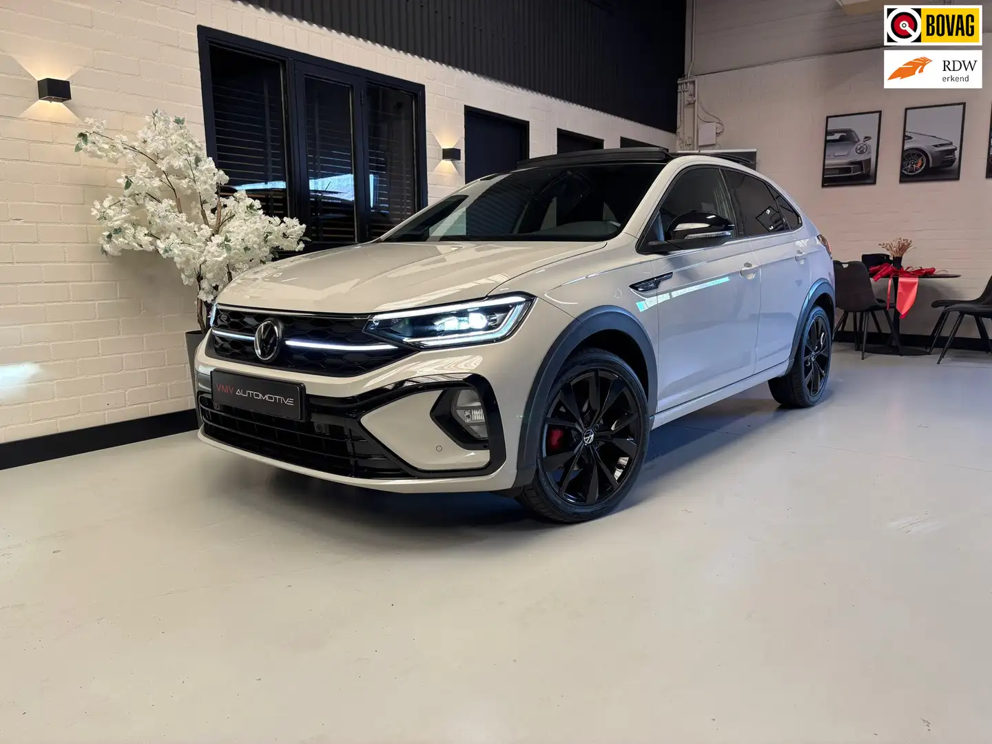 Volkswagen Taigo 1.5 TSI R-Line Business |Pano|Cam|IQ-light|Ledbar| Beige - 1