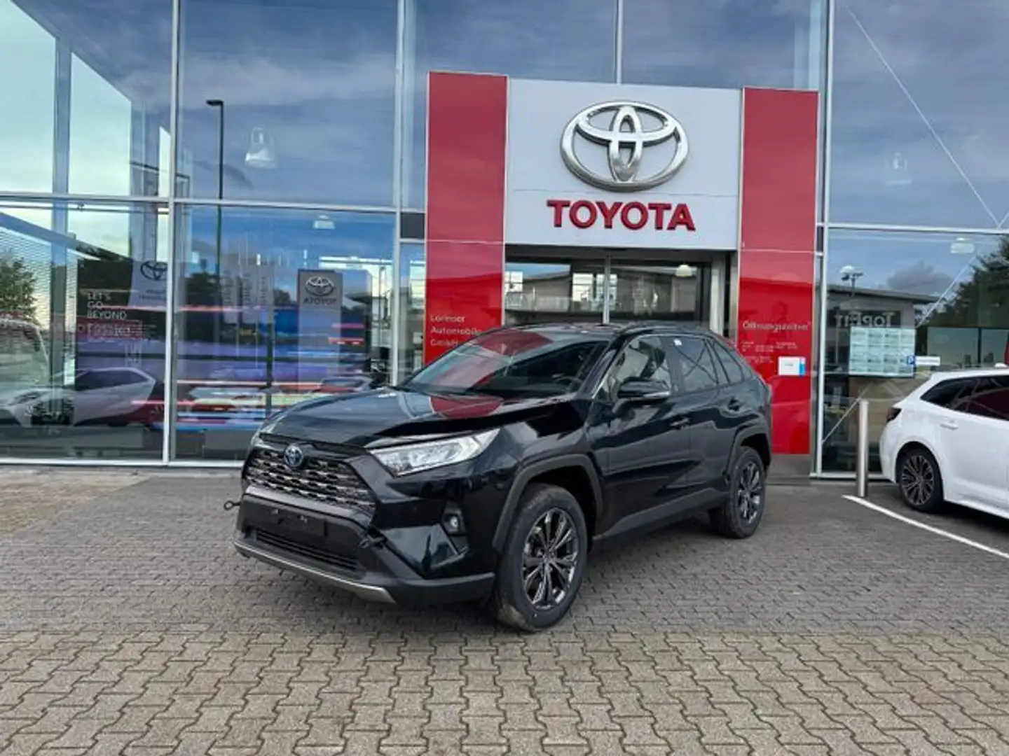 Toyota RAV 4 4 2.5 D Team Deutschland +ACC+FLA+SpurH+LM Zwart - 1