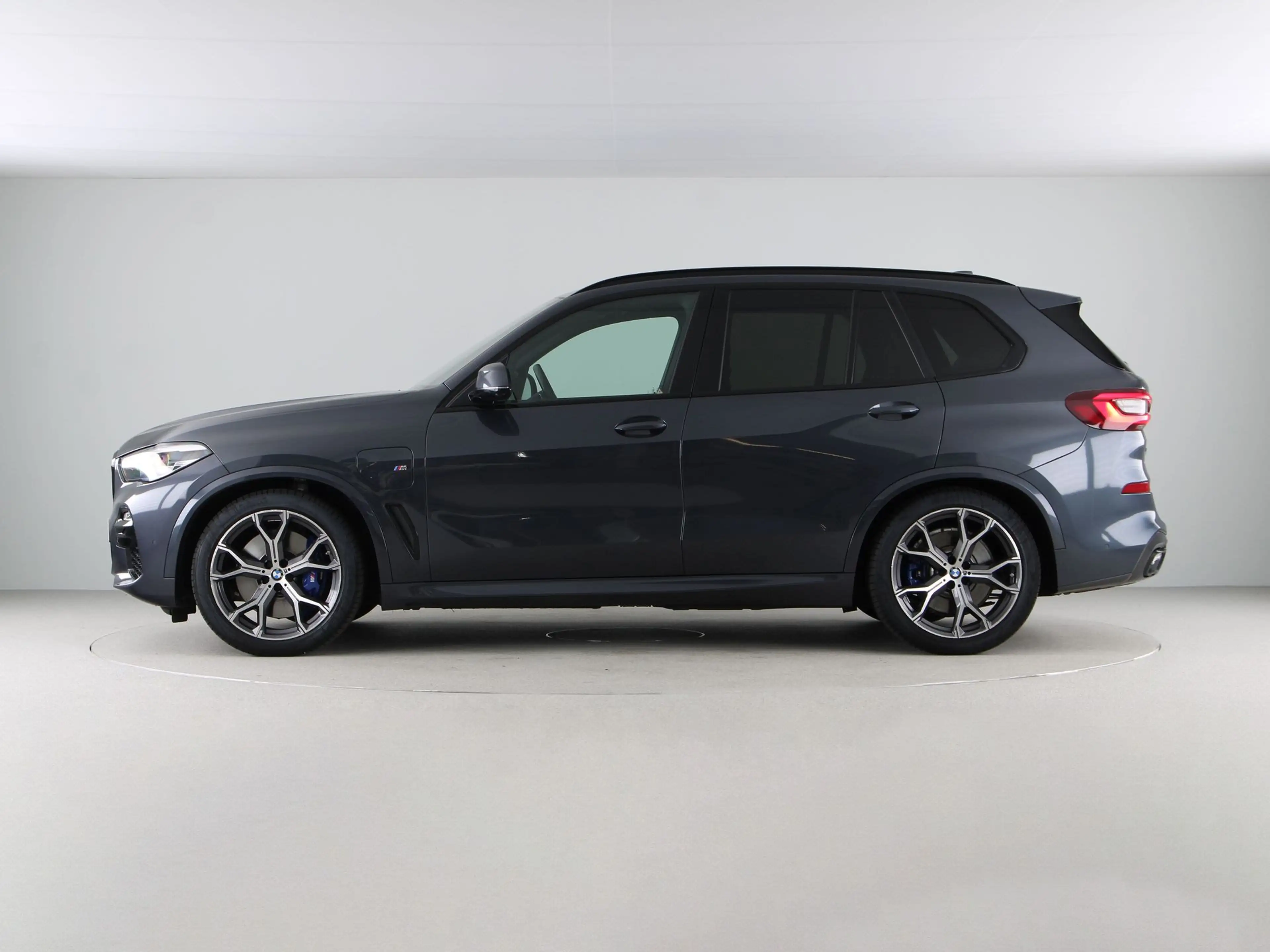 BMW X5 xDrive45e High Executive M-Sport — photo 12