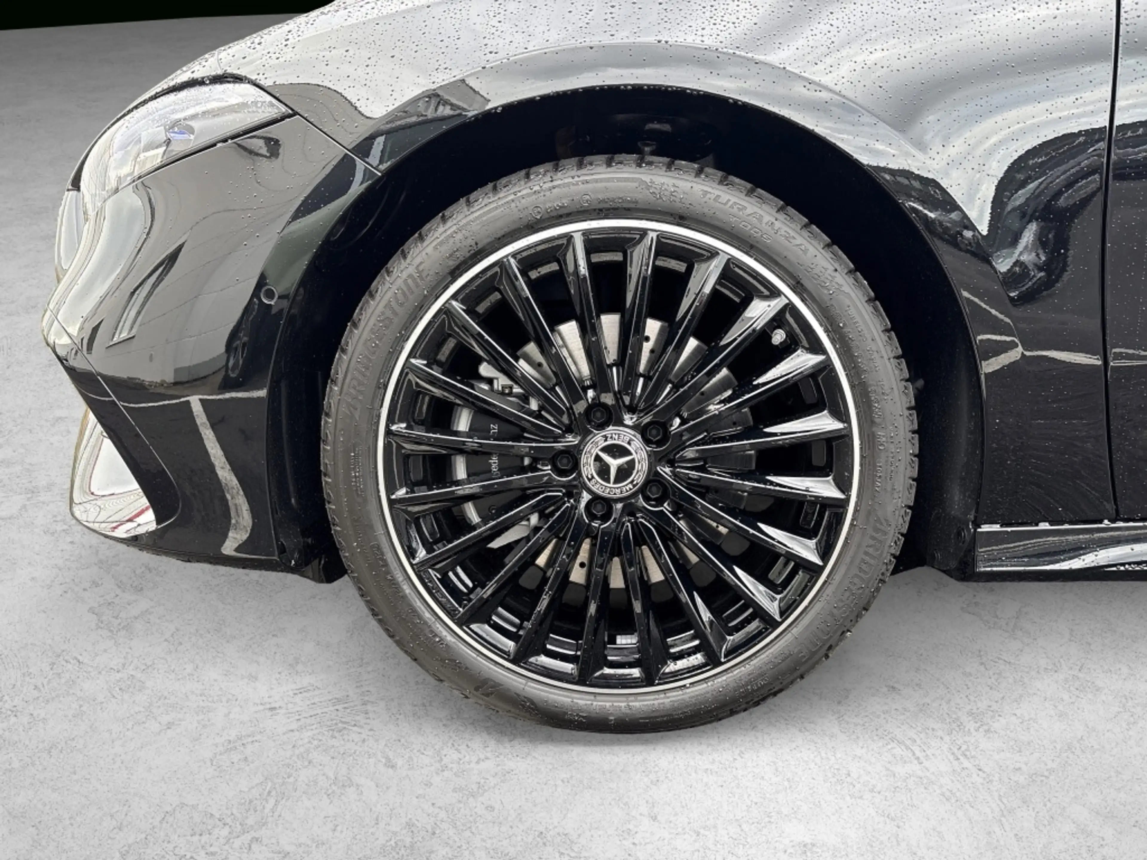 Mercedes-Benz A 250 e Special-Edition AMG Sound Multibeam 19" — photo 3