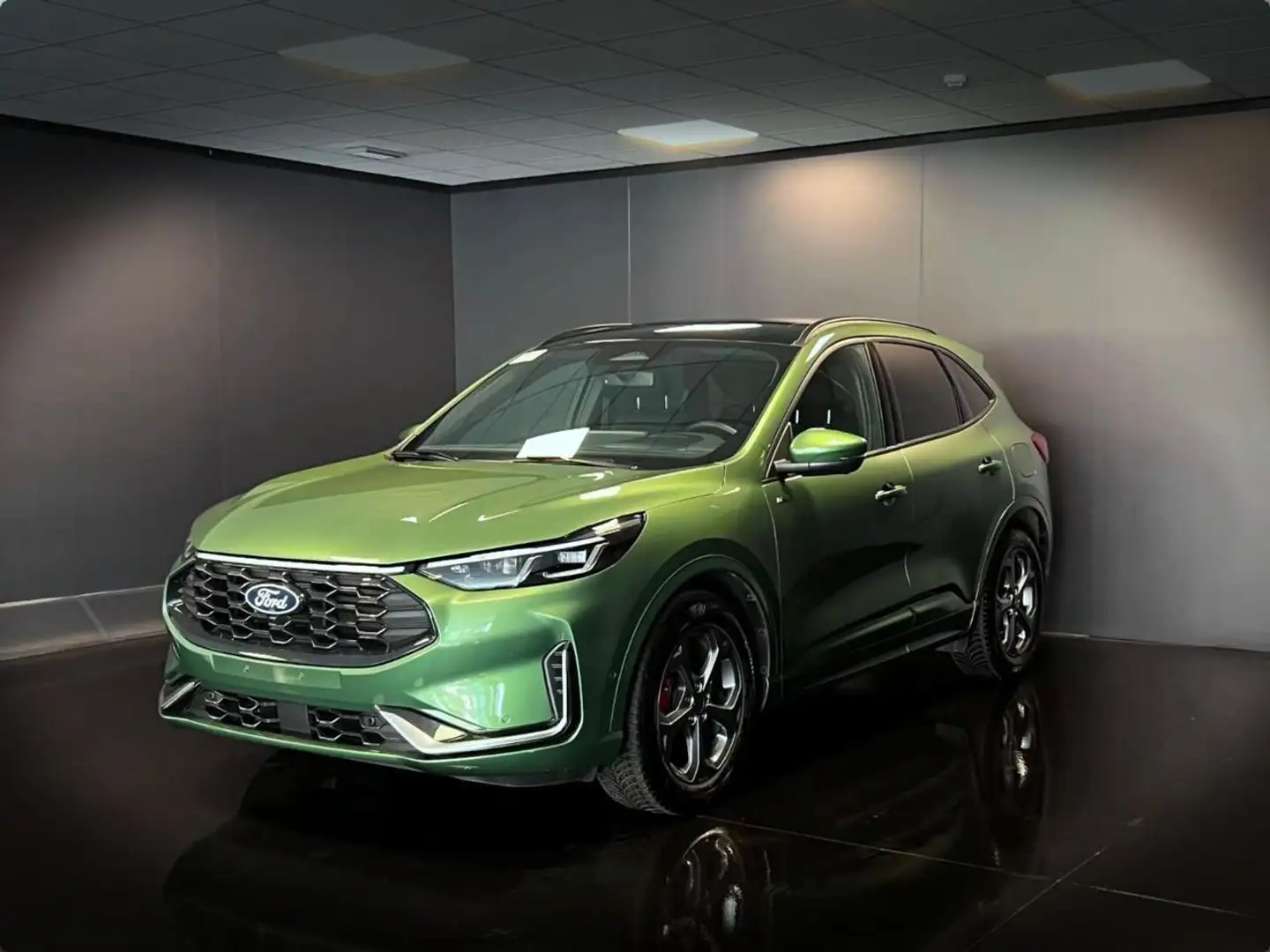Ford Kuga 2.5 Full Hybrid 180 CV CVT 2WD ST-Line X Verde - 1