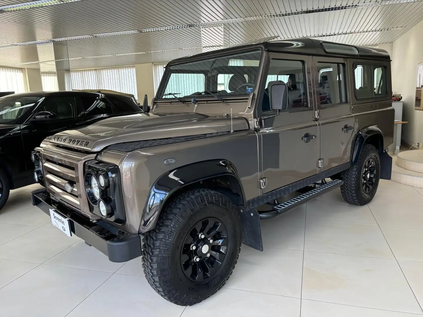Land Rover Defender Defender 110 2.2TD SW LIMITED EDITION NARA BRONZE Bronzo - 2
