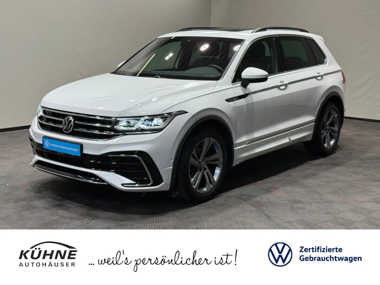 Volkswagen Tiguan R-Line 1.5 TSI DSG | MATRIX NAVI PANO ACC Wit - 1