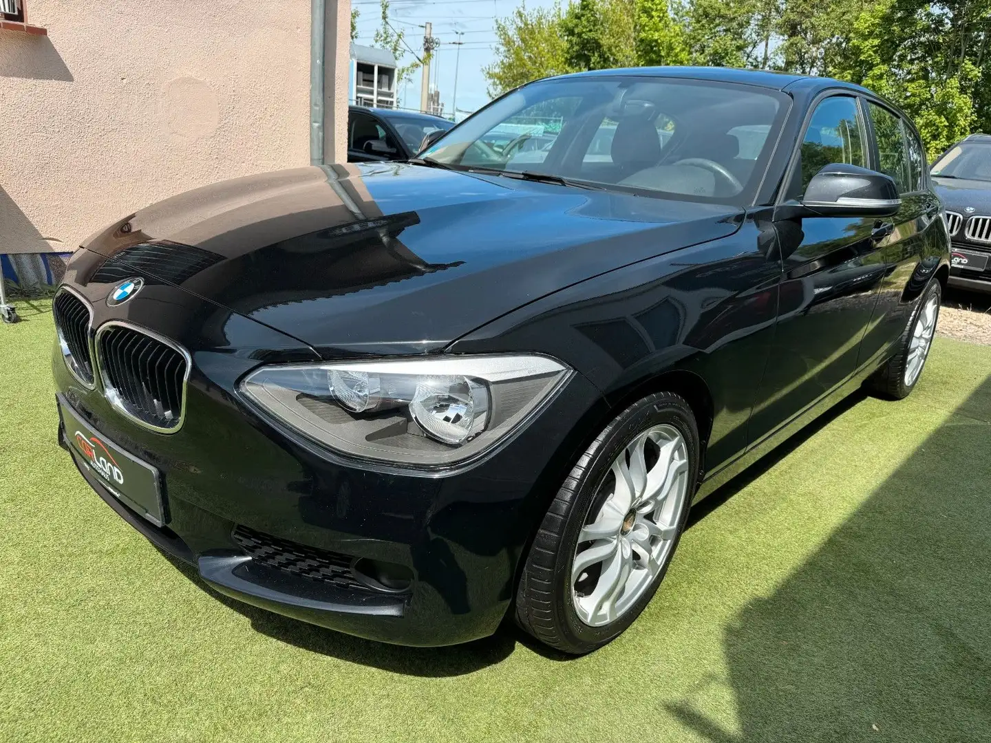 BMW 116 Baureihe 1 Lim. 5-trg. 116 i Voll BMW S.heft Schwarz - 2