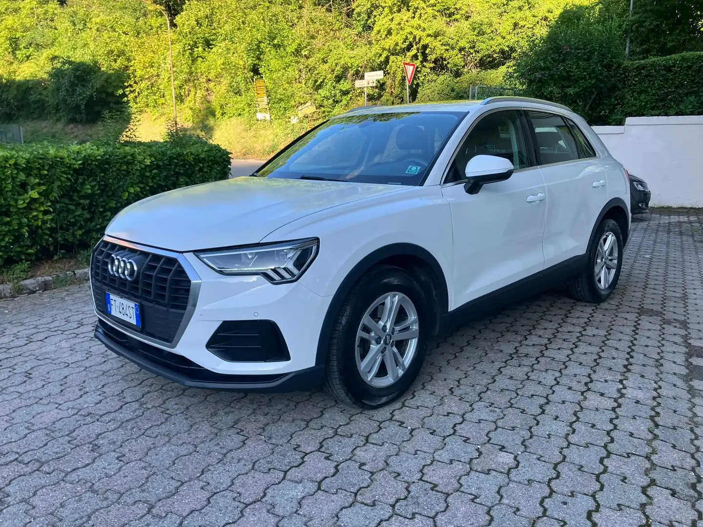 Audi Q3 Q3 II 2018 35 2.0 tdi Business quattro Blanc - 1