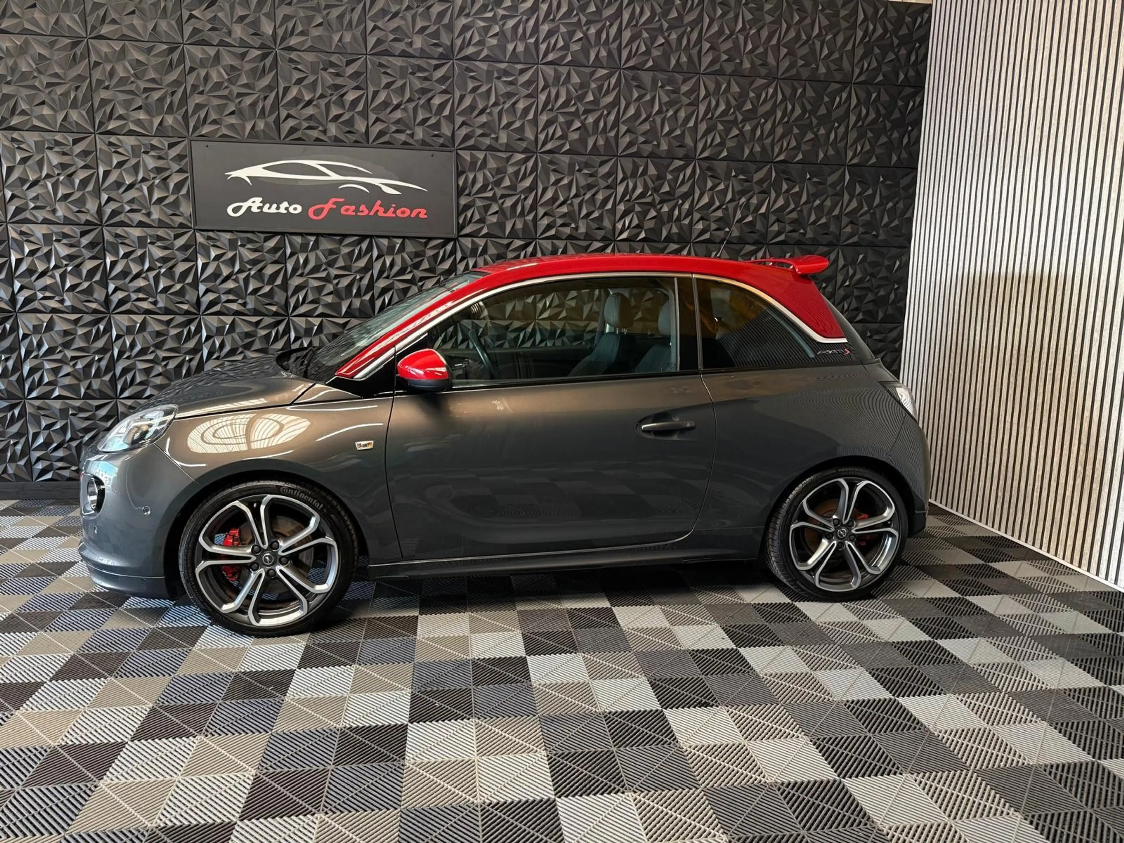 Opel Adam S 150PS Sitz&Lenkradhzg — photo 2