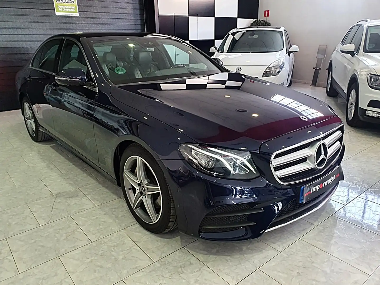 Mercedes-Benz E 220 220d 9G-Tronic 194 (4.75) Azul - 2