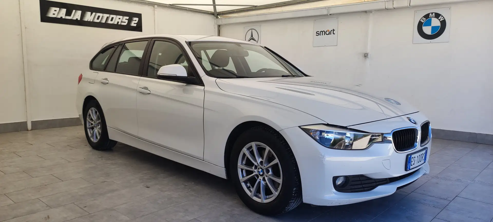 BMW 318 318d Touring Modern Wit - 2