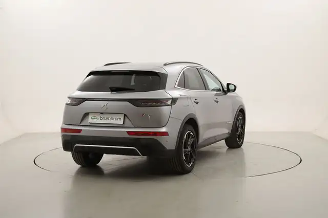 DS Automobiles DS 7 Crossback view 5