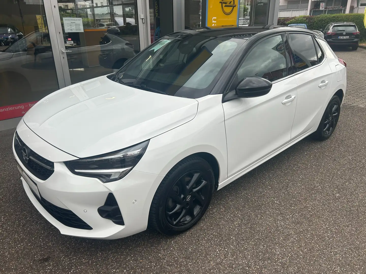 Opel Corsa F AT Ultimate-Paket Alcantara,Navi,Kamera,PDC,DAB+ Bianco - 1