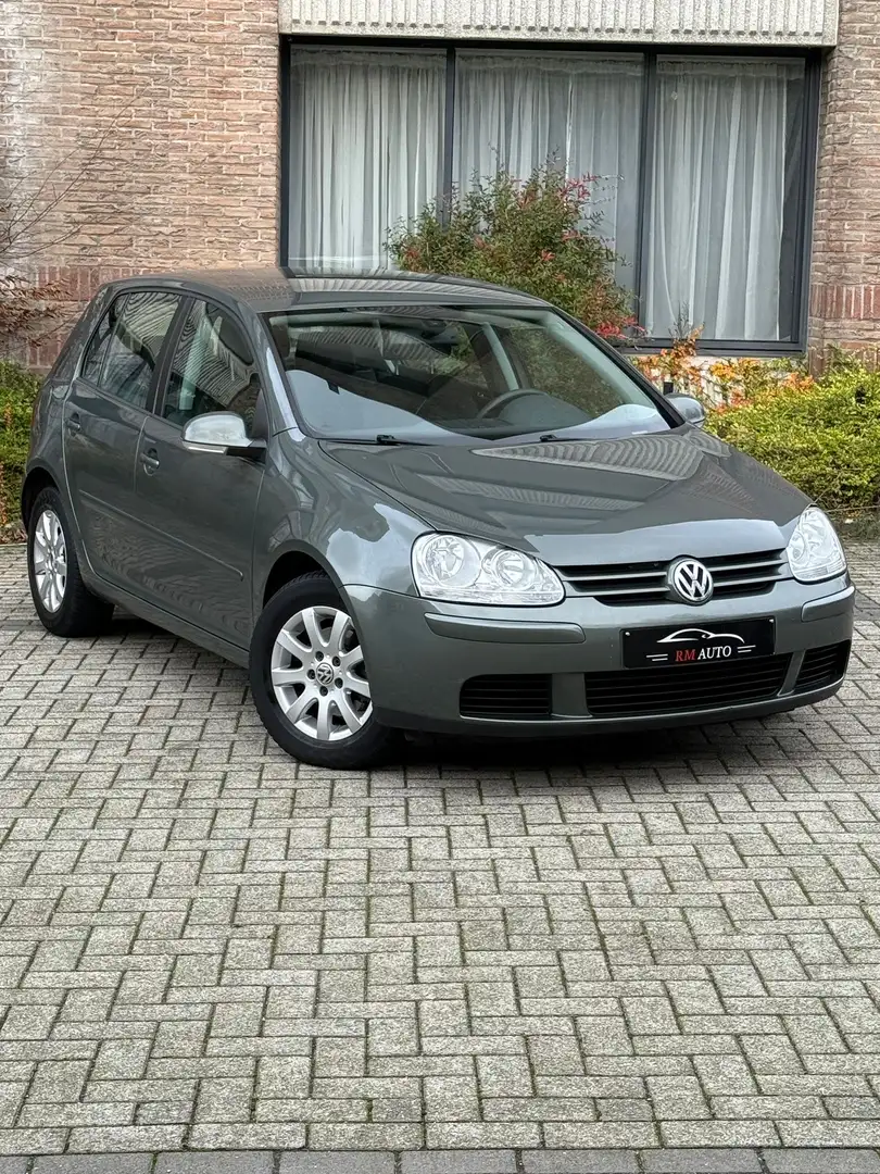 Volkswagen Golf Volkswagen Golf 5 1.4 Essence Apple CarPlay Groen - 2