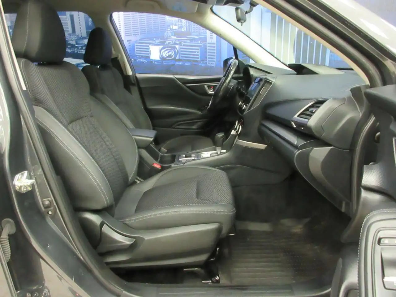 Subaru Forester снимка Subaru Forester