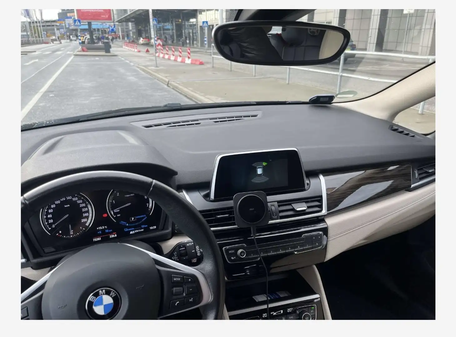 BMW 225 225xe iPerformance Active Tourer - 2