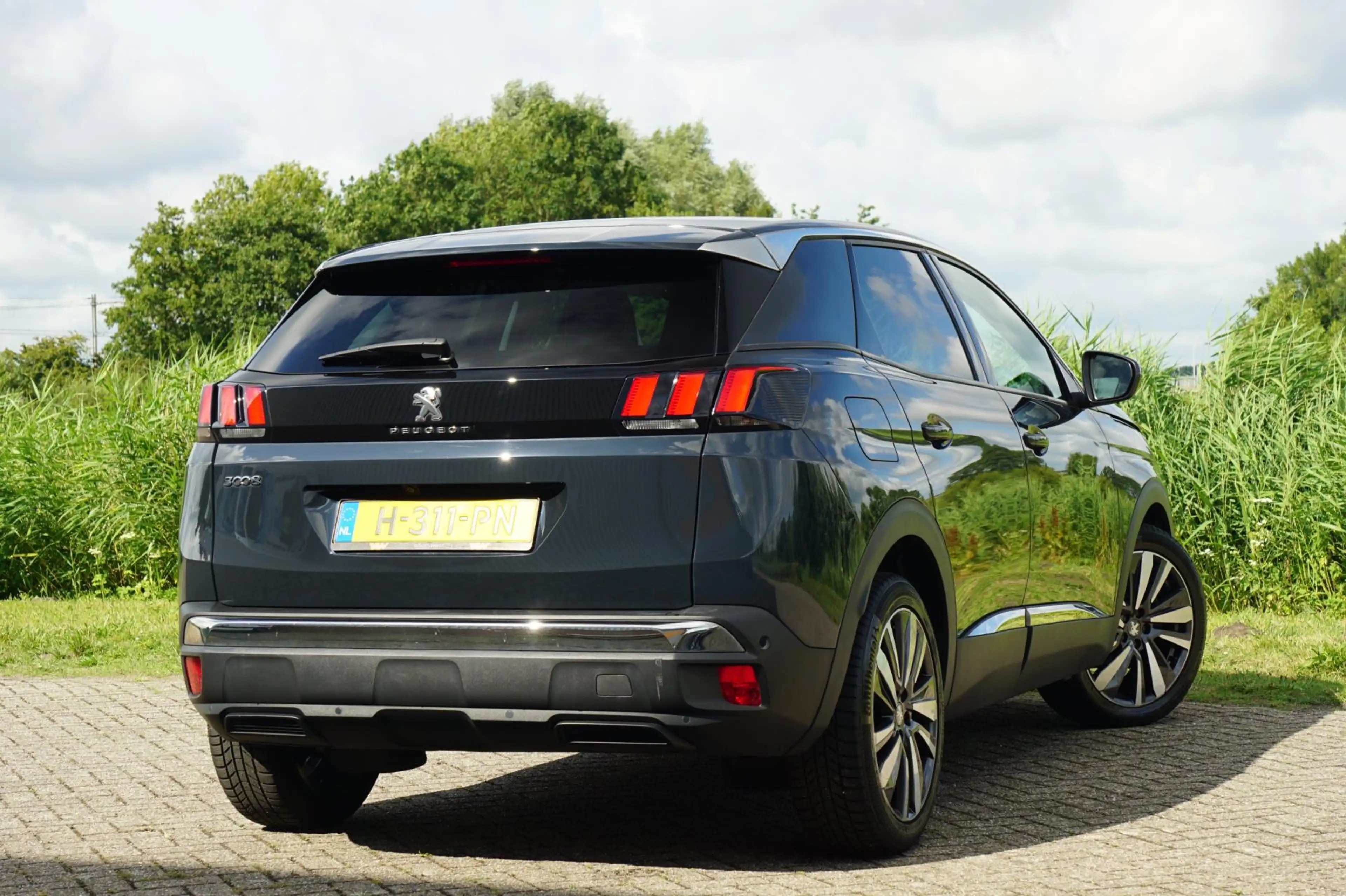 Peugeot 3008 1.2 PureTech Blue Lease Premium - Gris Hurricane - — photo 27