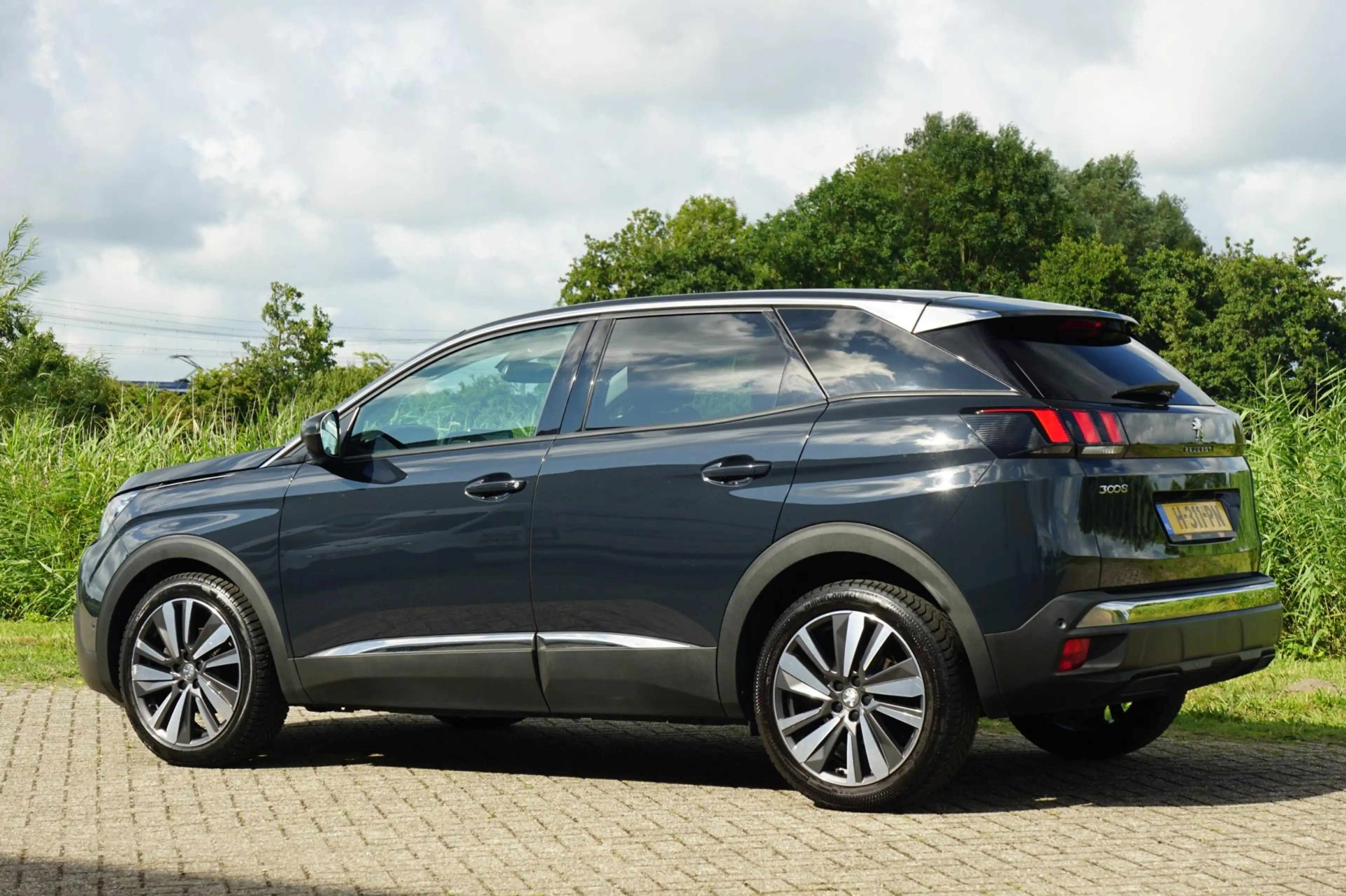 Peugeot 3008 1.2 PureTech Blue Lease Premium - Gris Hurricane - — photo 26