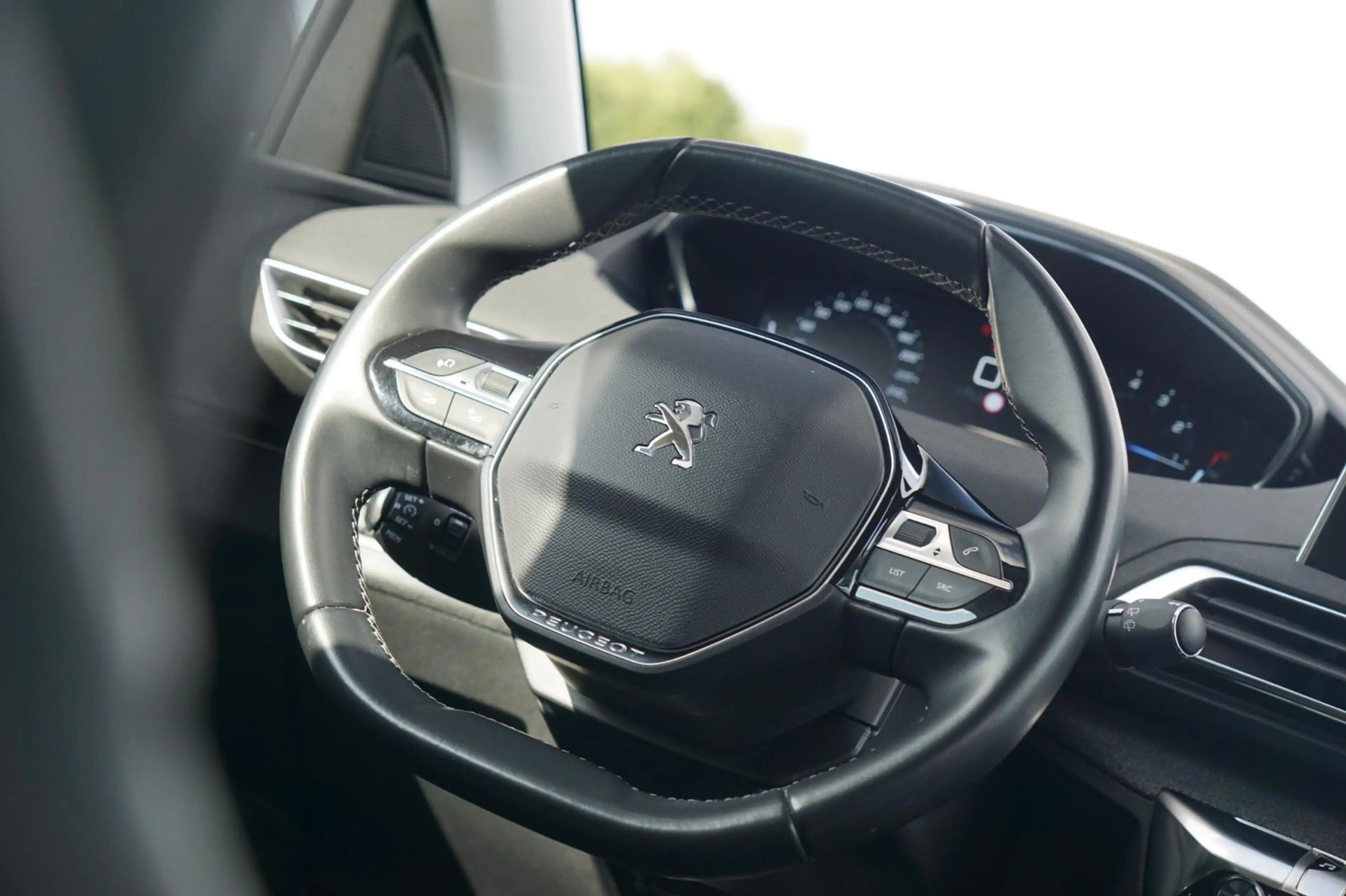 Peugeot 3008 1.2 PureTech Blue Lease Premium - Gris Hurricane - — photo 3