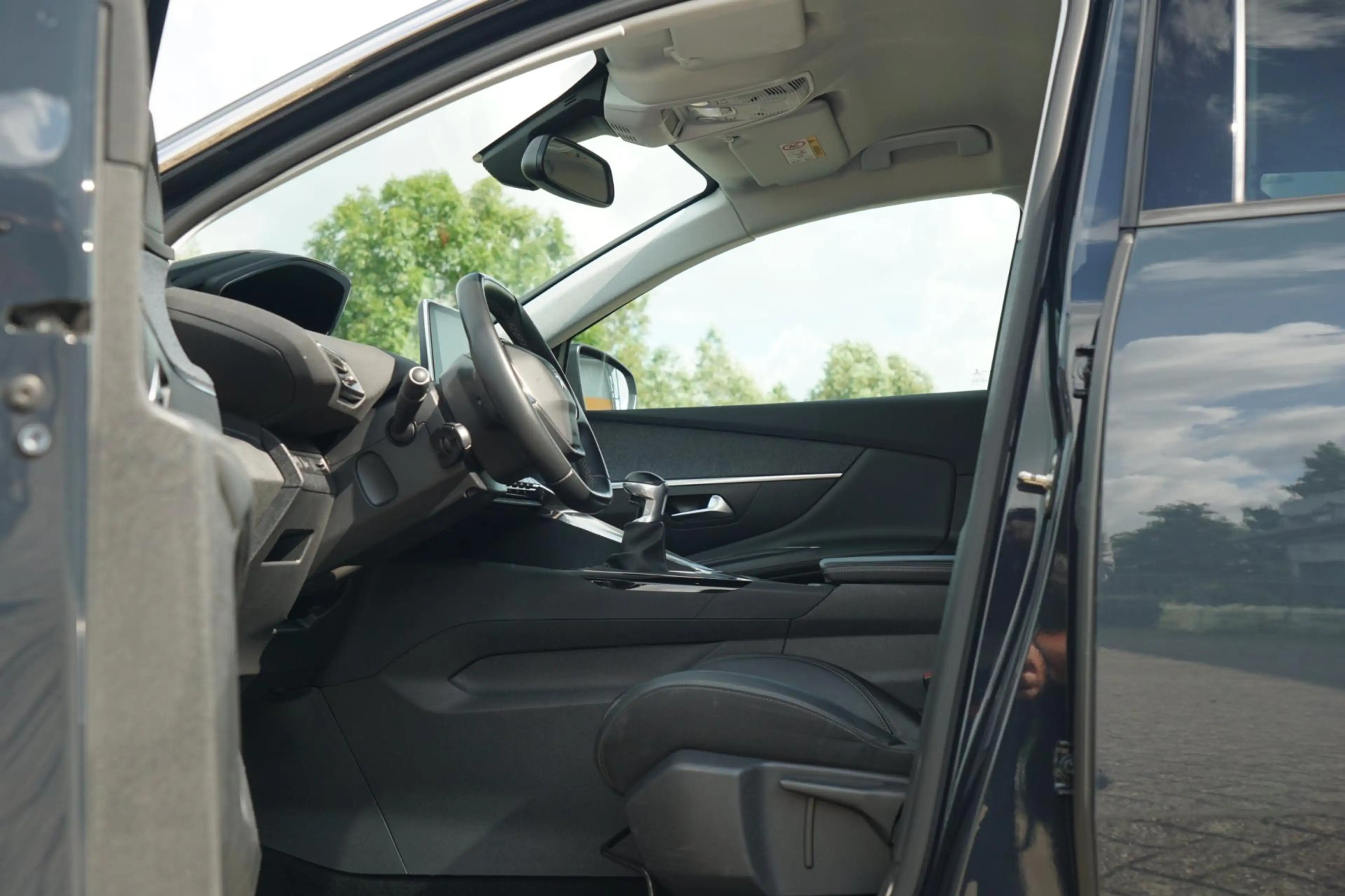 Peugeot 3008 1.2 PureTech Blue Lease Premium - Gris Hurricane - — photo 33