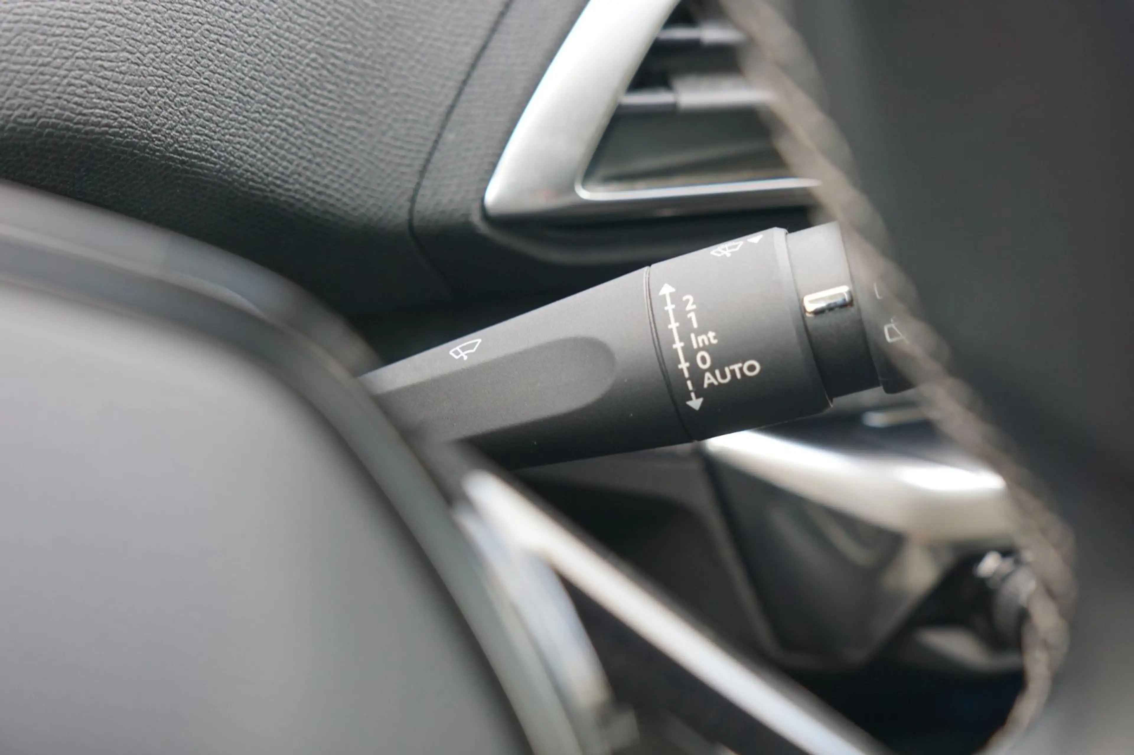 Peugeot 3008 1.2 PureTech Blue Lease Premium - Gris Hurricane - — photo 22