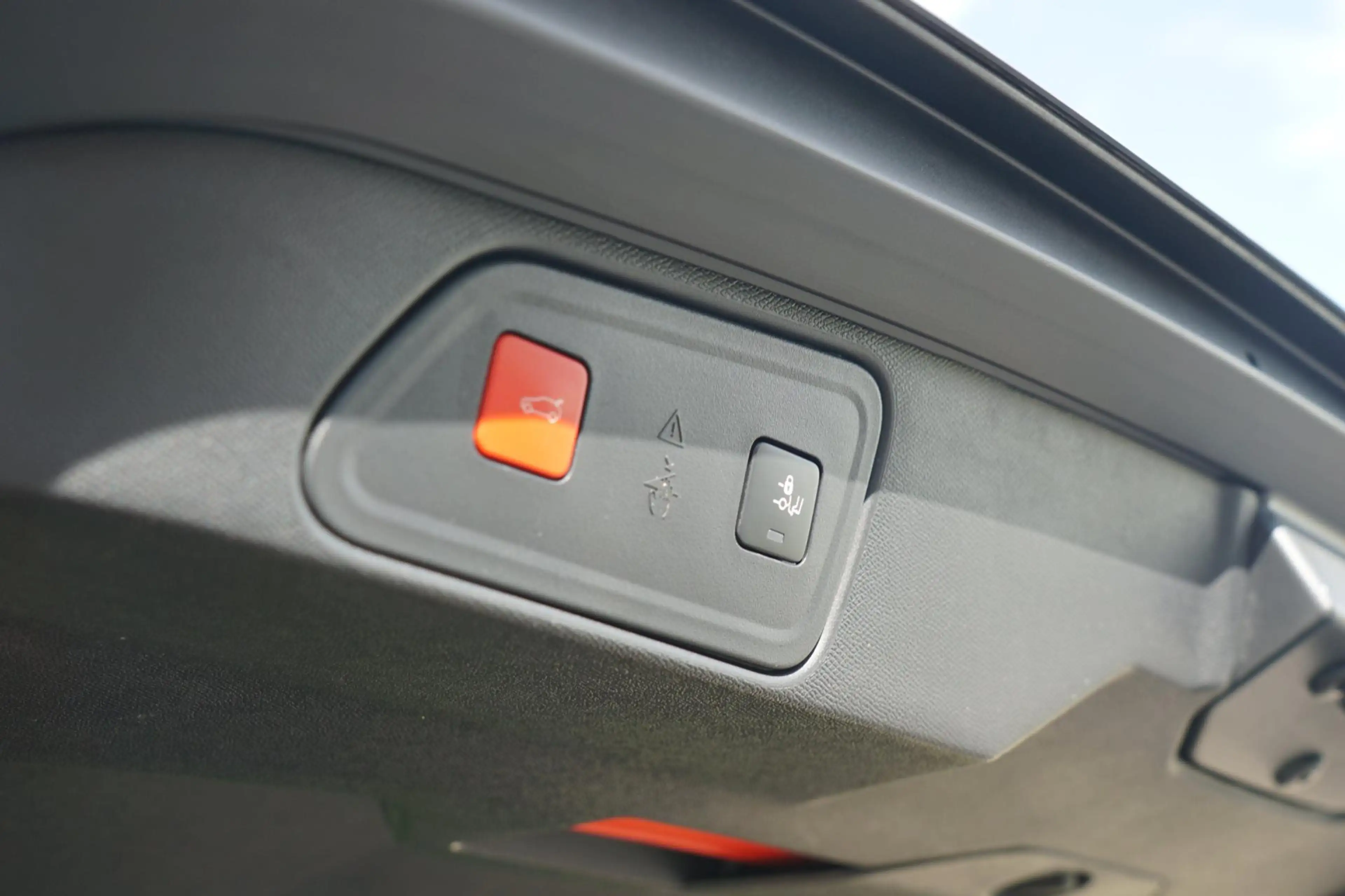 Peugeot 3008 1.2 PureTech Blue Lease Premium - Gris Hurricane - — photo 8