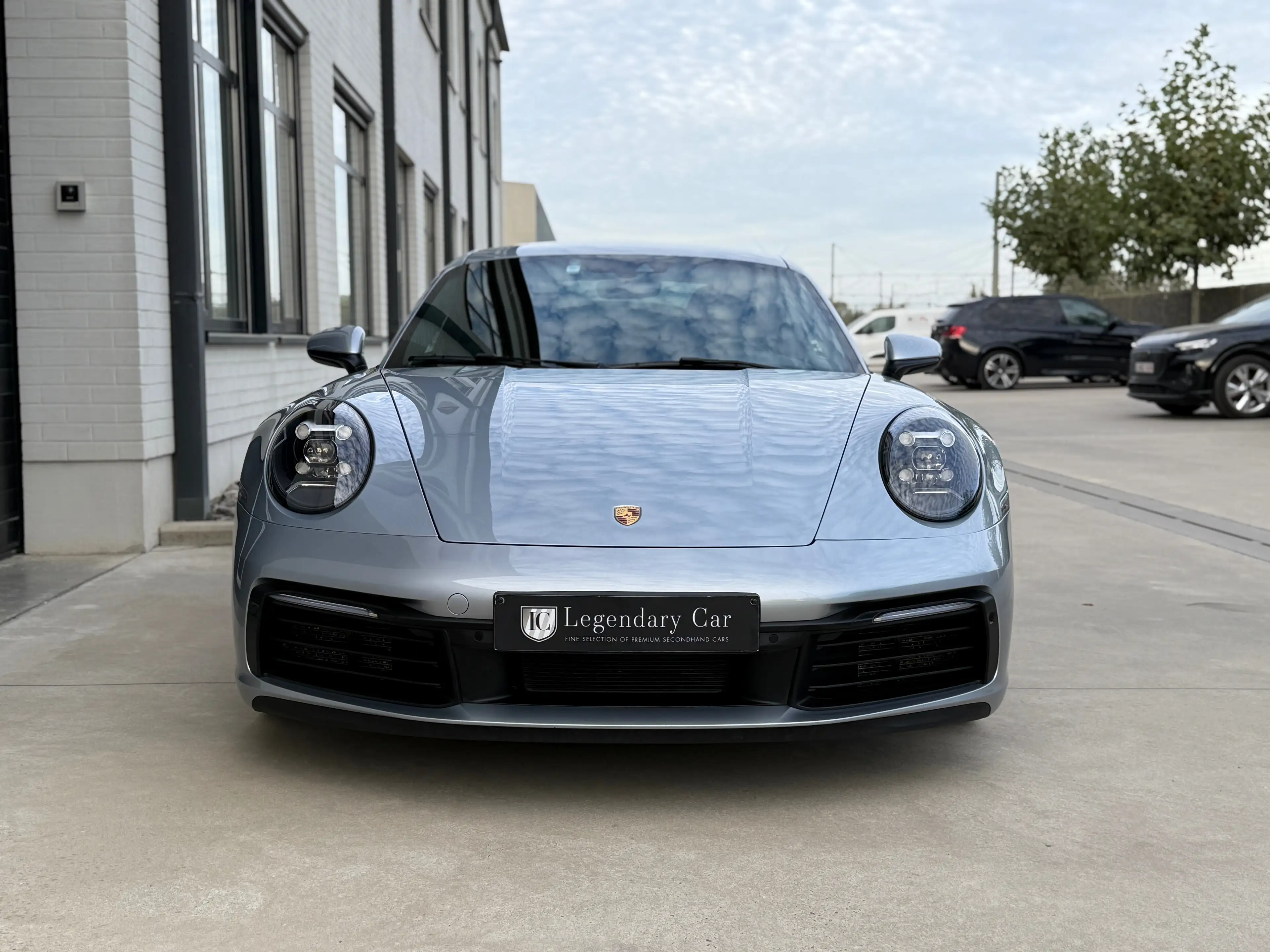 Porsche 911 Carrera 4 — photo 5