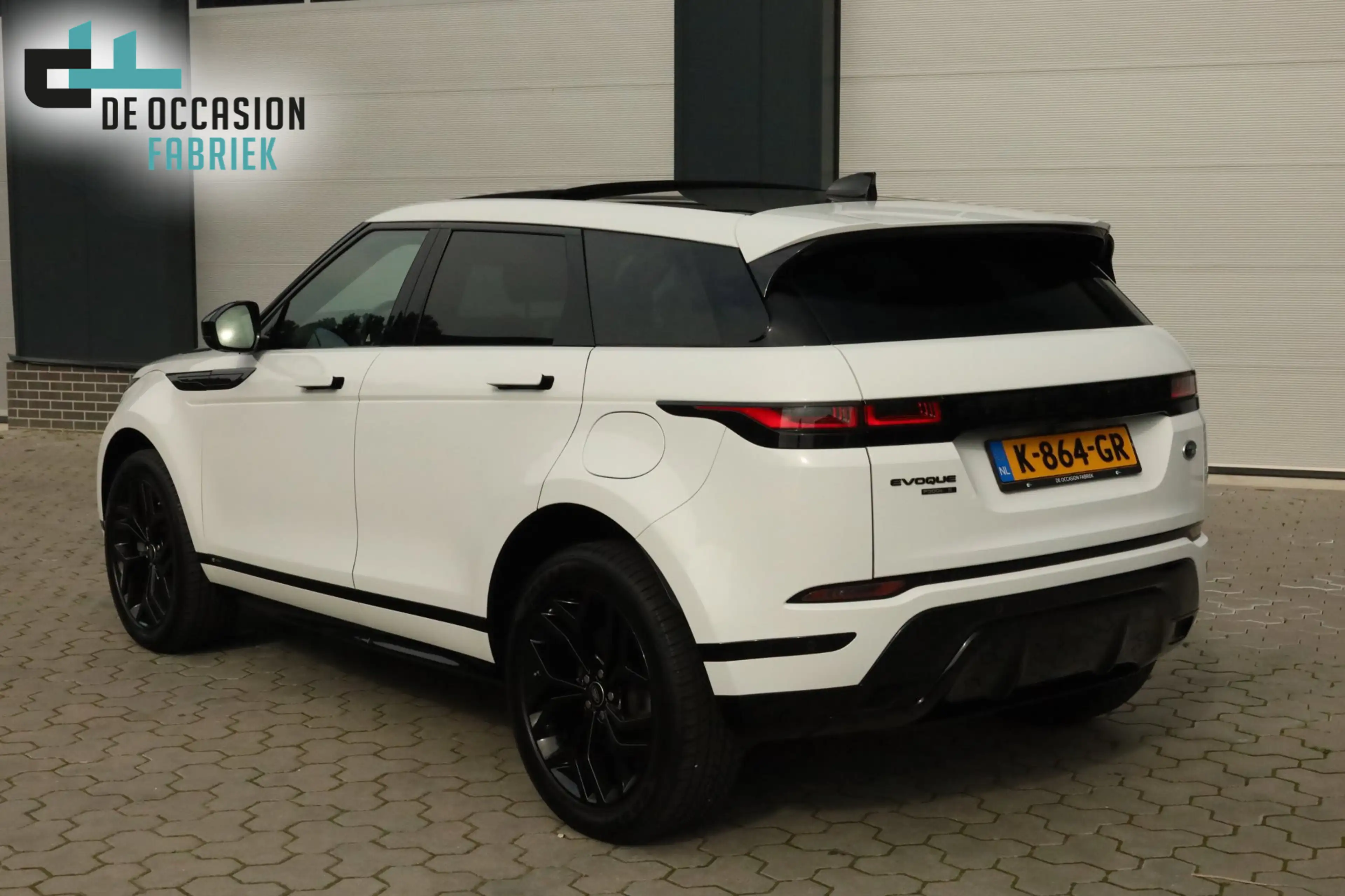 Land Rover Range Rover Evoque 1.5 P300e AWD R-Dynamic SE Pano Carplay Camera — photo 5