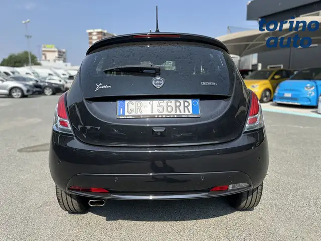 Lancia Ypsilon view 6